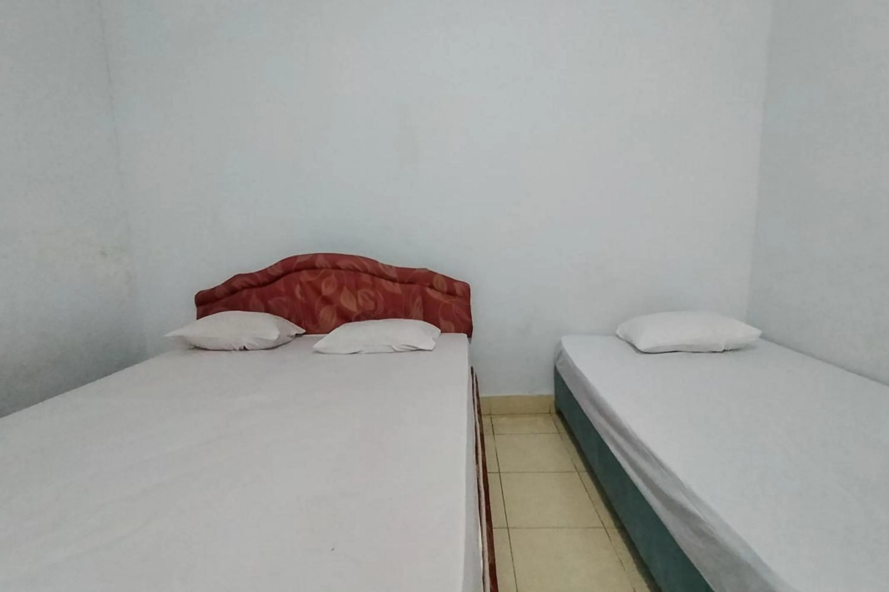 Bed in Fauziah Hotel Syariah Kendari