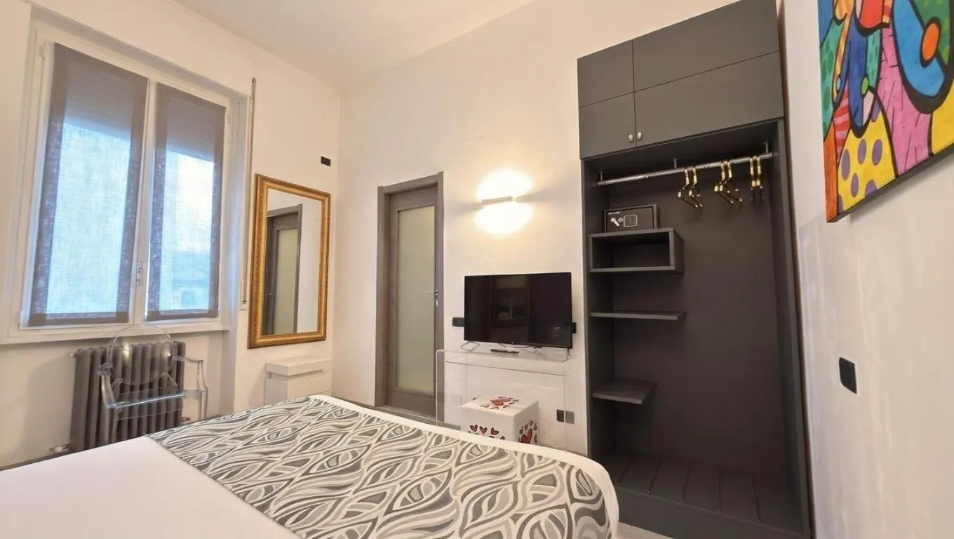 Bedroom, Bed in Hotel Europa Varese