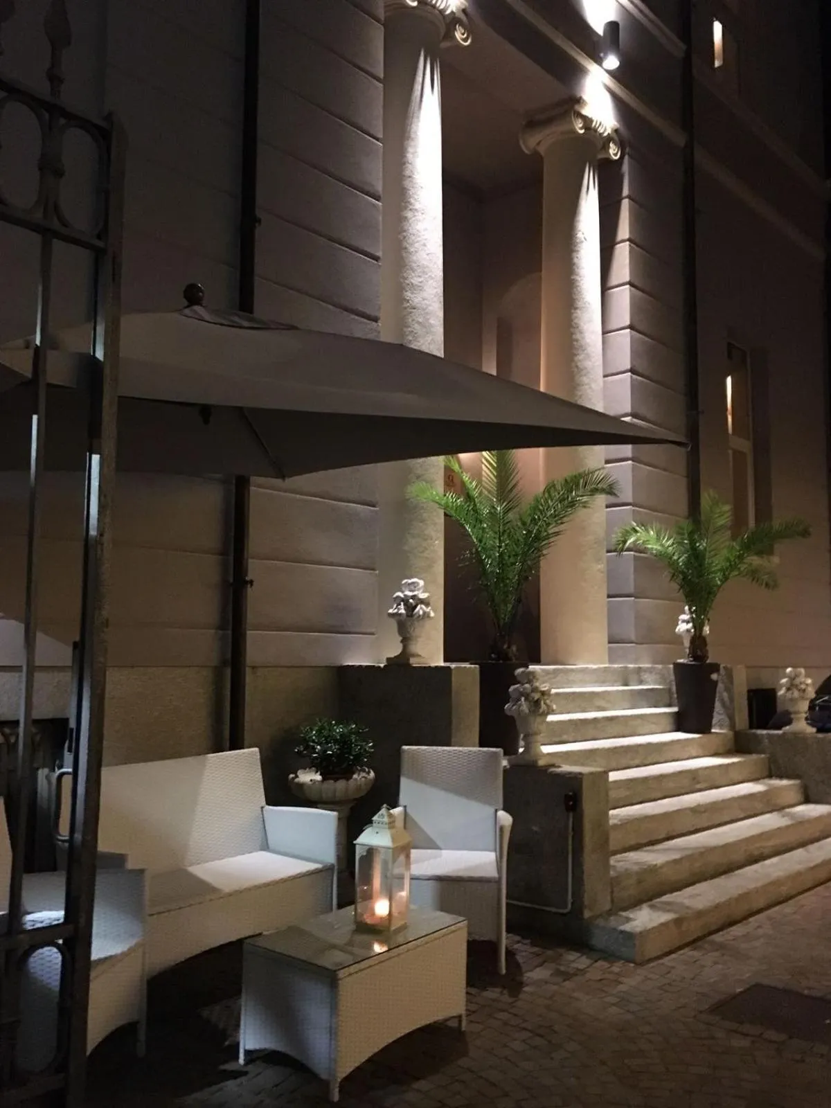 Patio in Hotel Europa Varese