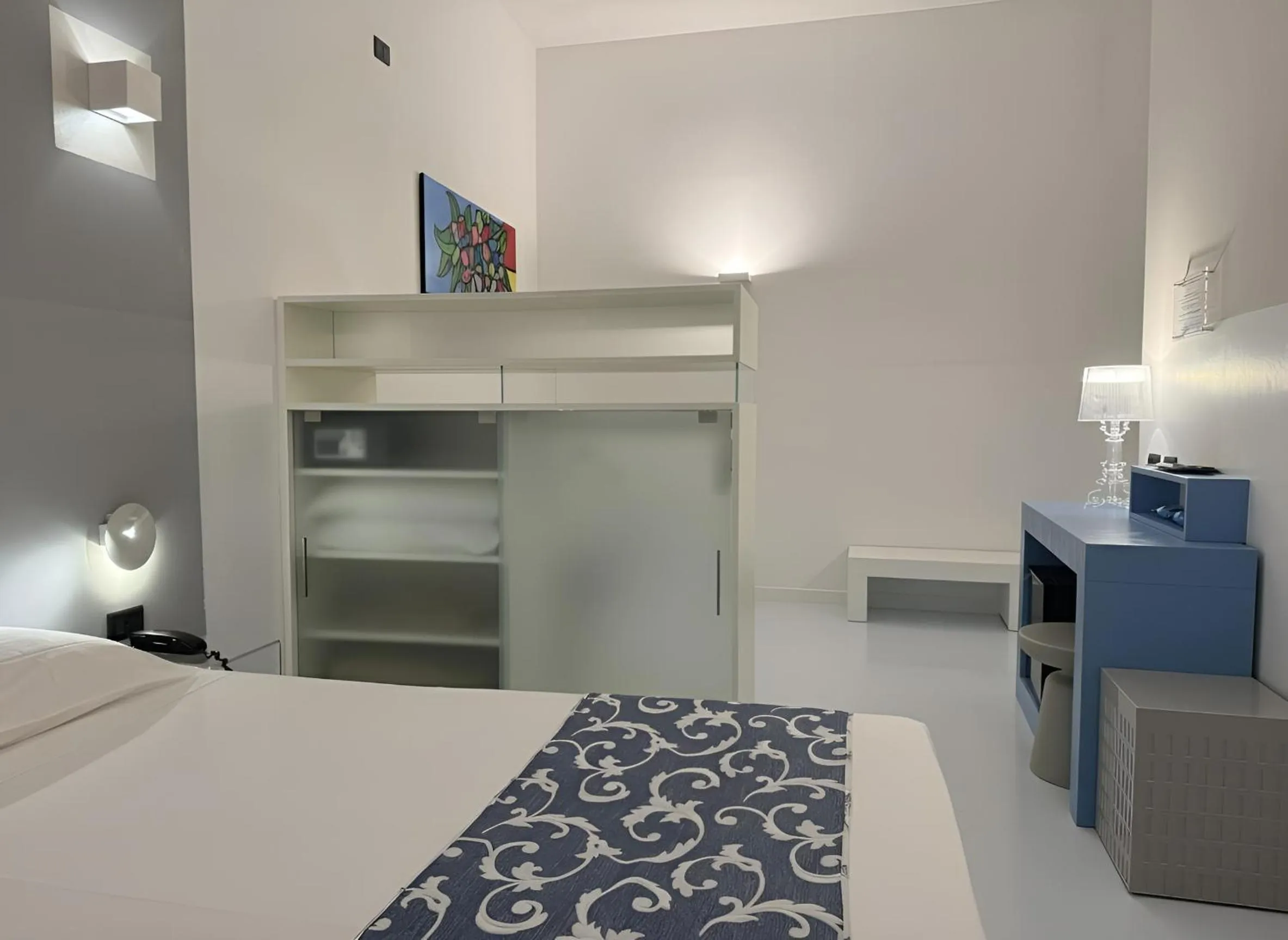 Bedroom, Bed in Hotel Europa Varese