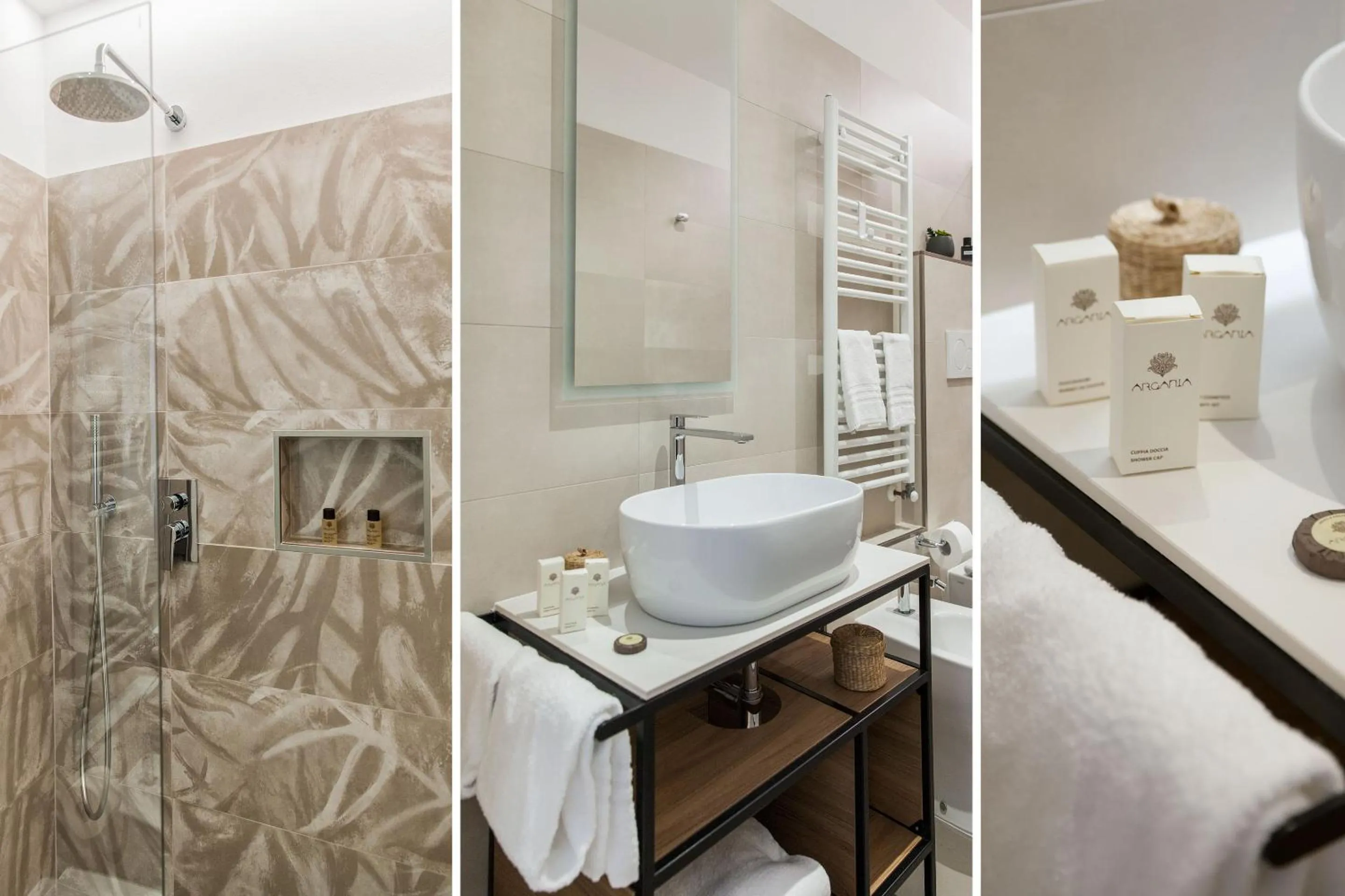 Bathroom in Hotel Vesuvio