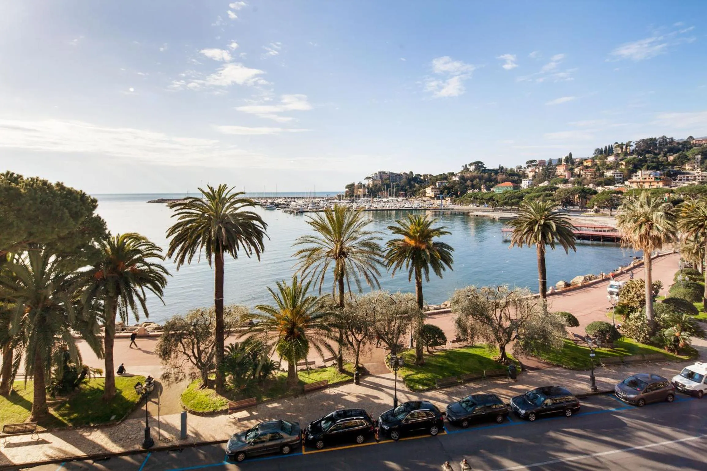 Day in Hotel Vesuvio