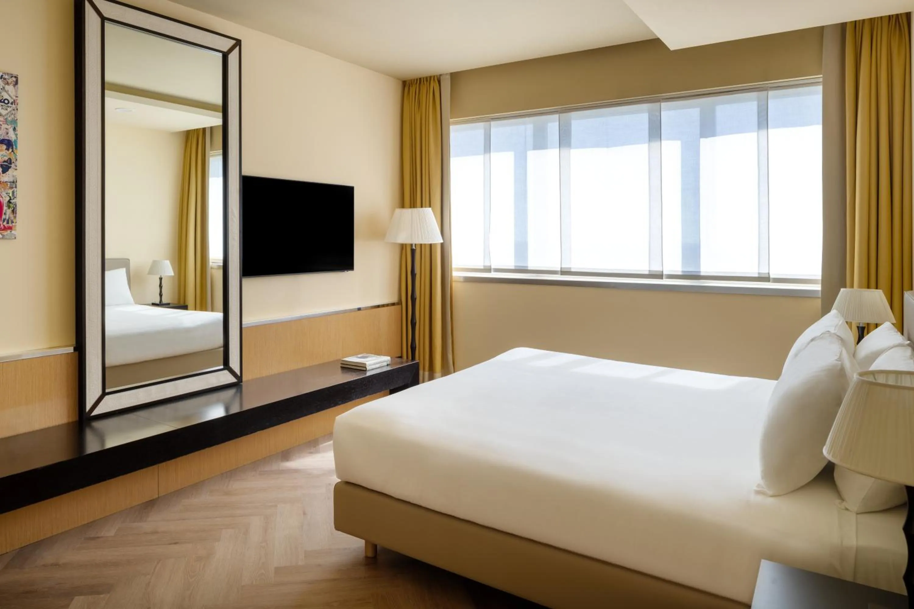 Bedroom, Bed in UNA Hotels Malpensa