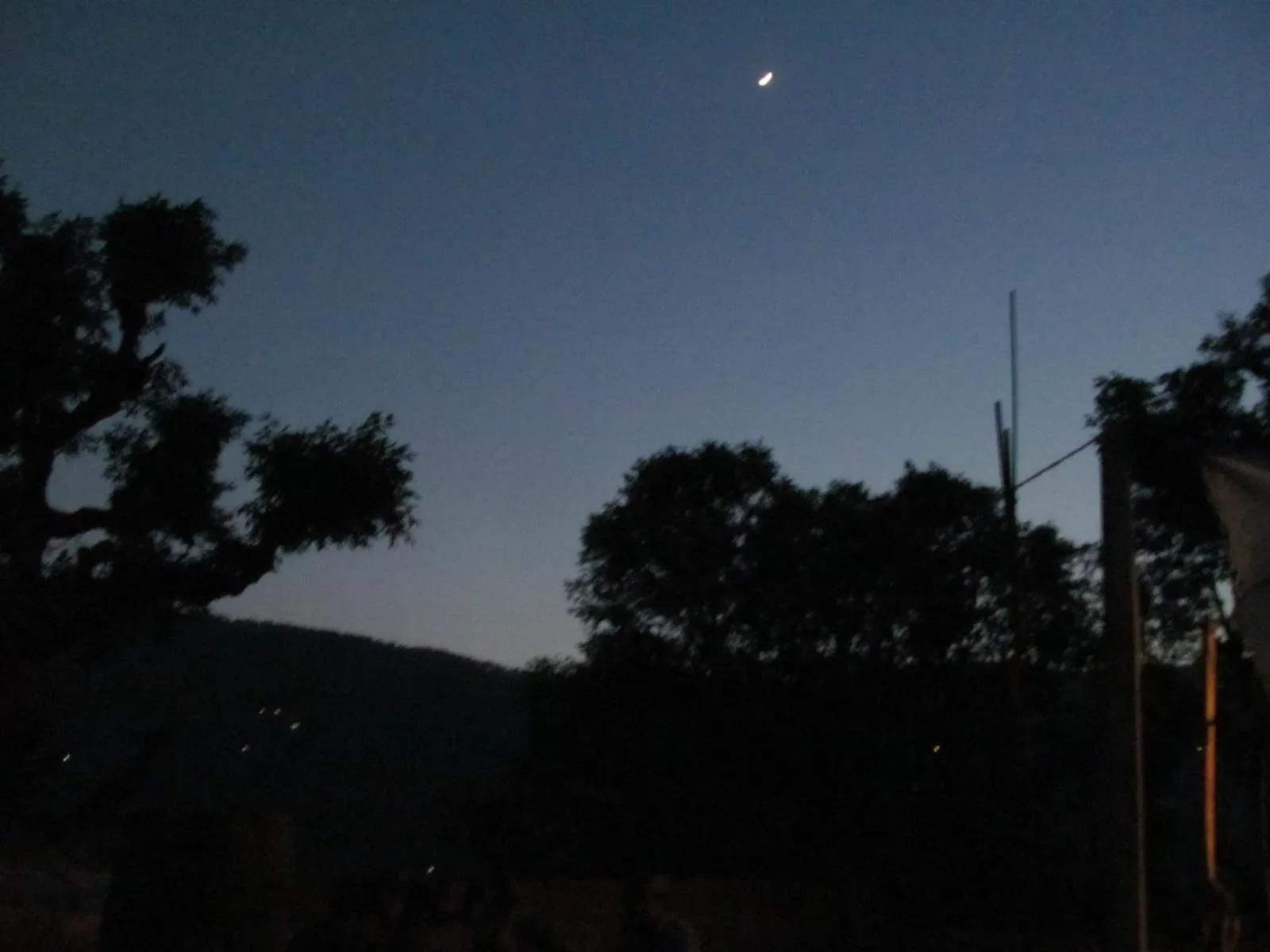 Sunset in MOZO Inn&Cafe Jibhi