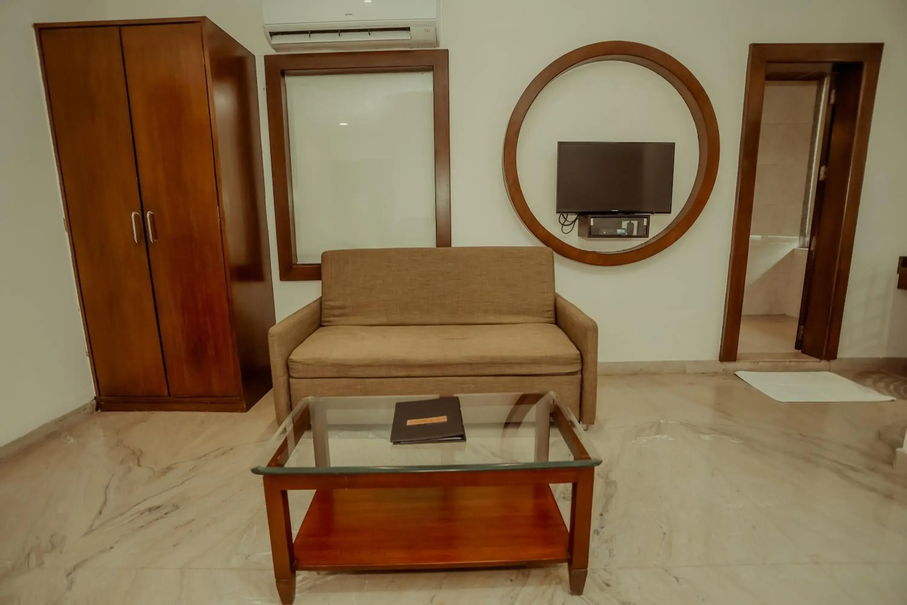 Suite - single occupancy in Hotel Yois Suite - single occupancy in Hotel Yois