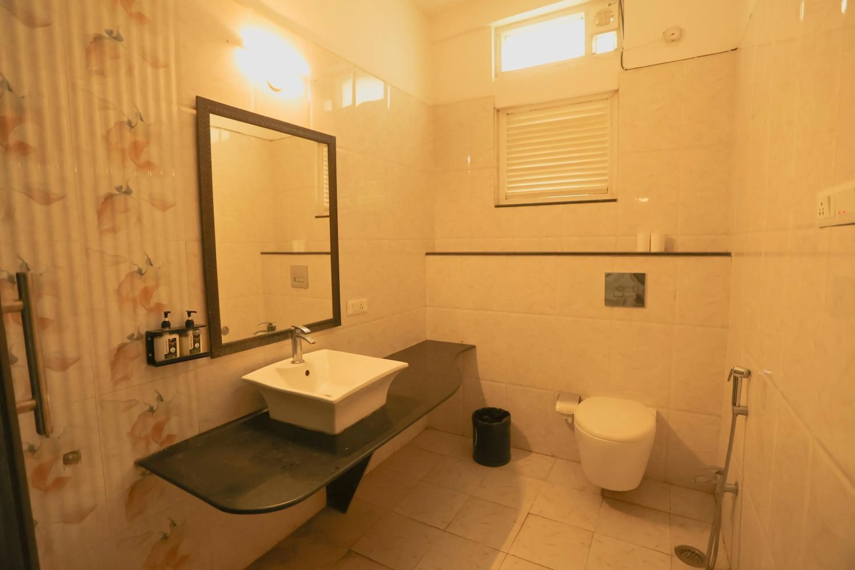 Bathroom in Hotel Yois