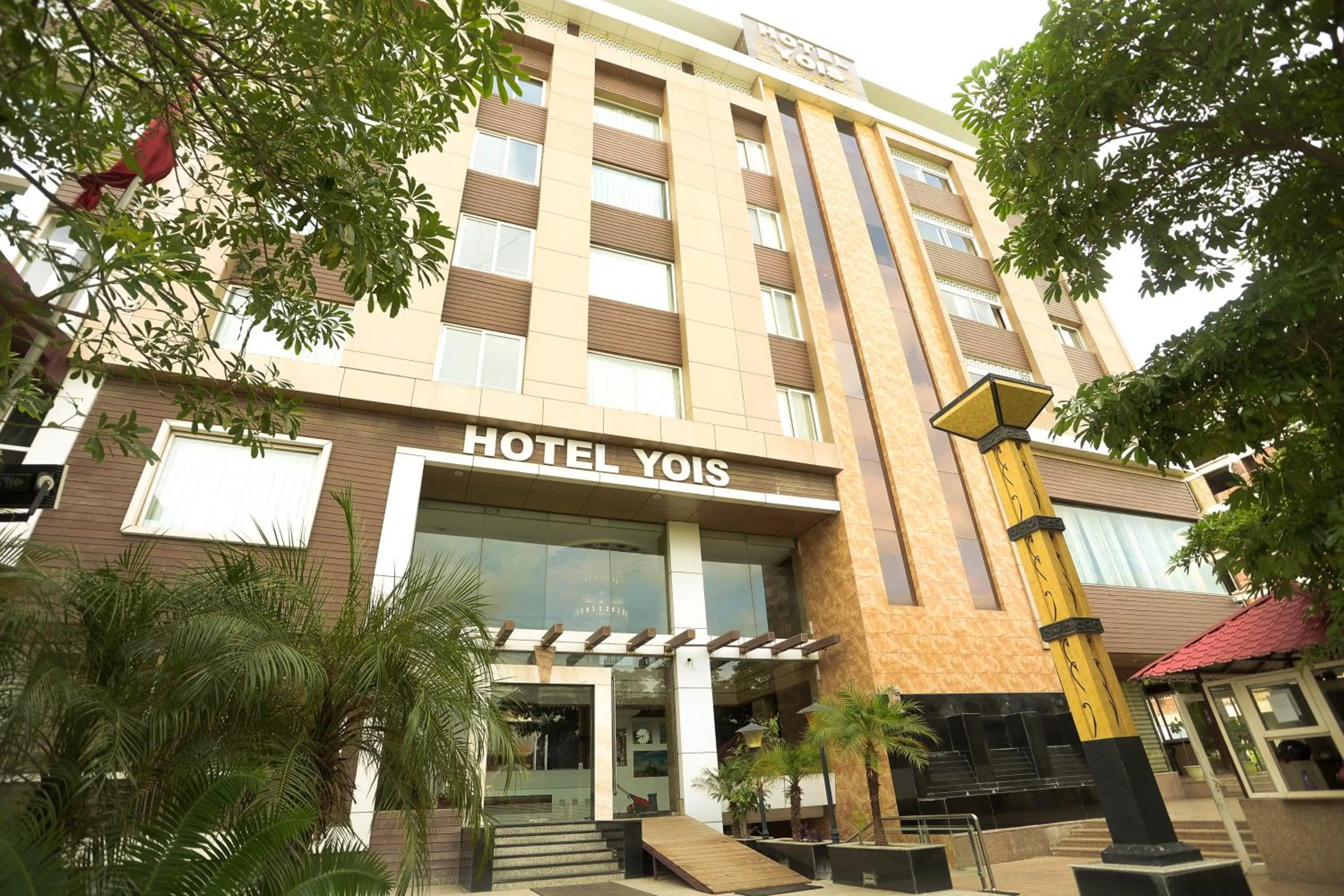 Property building in Hotel Yois