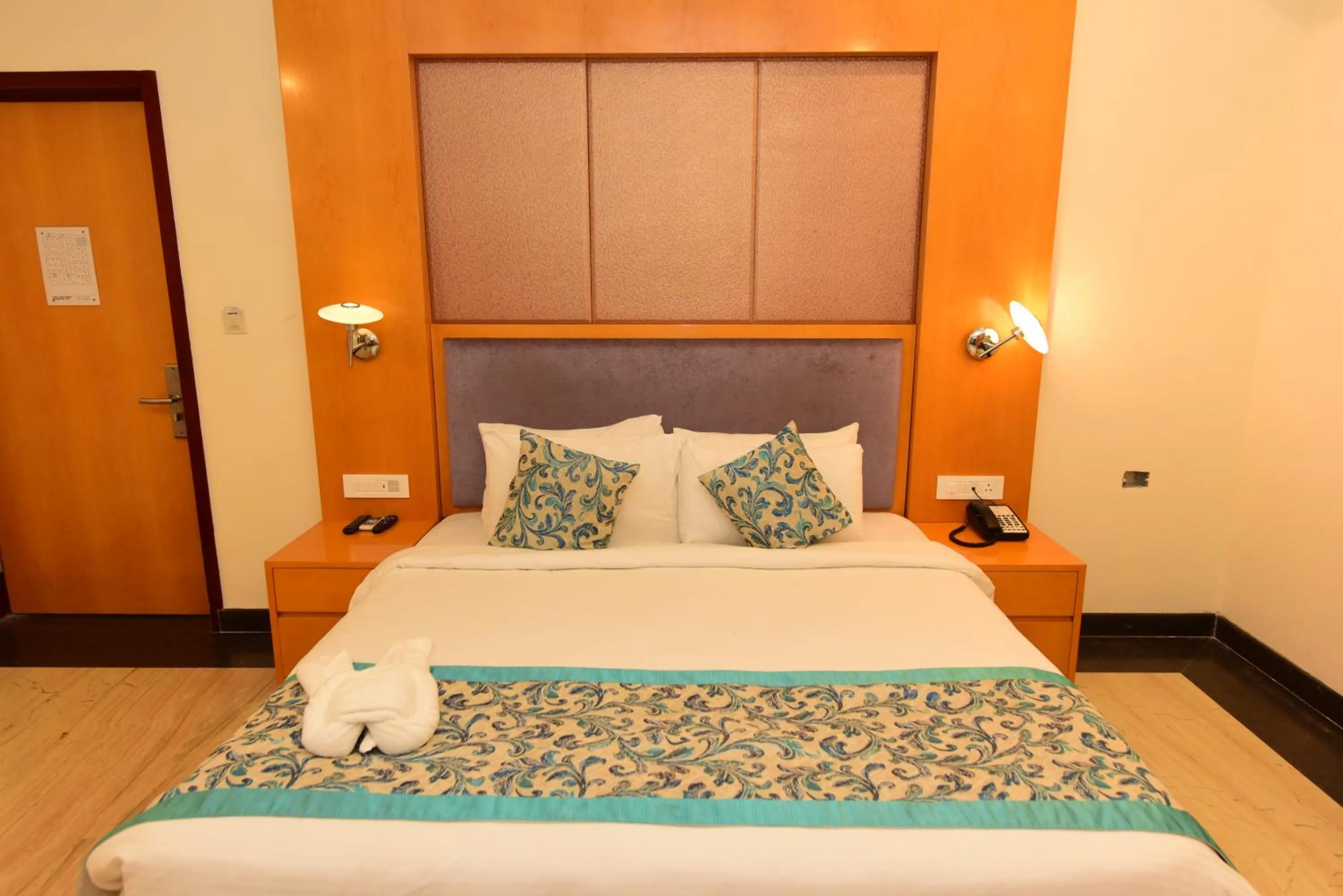 Bedroom, Bed in Hotel Yois