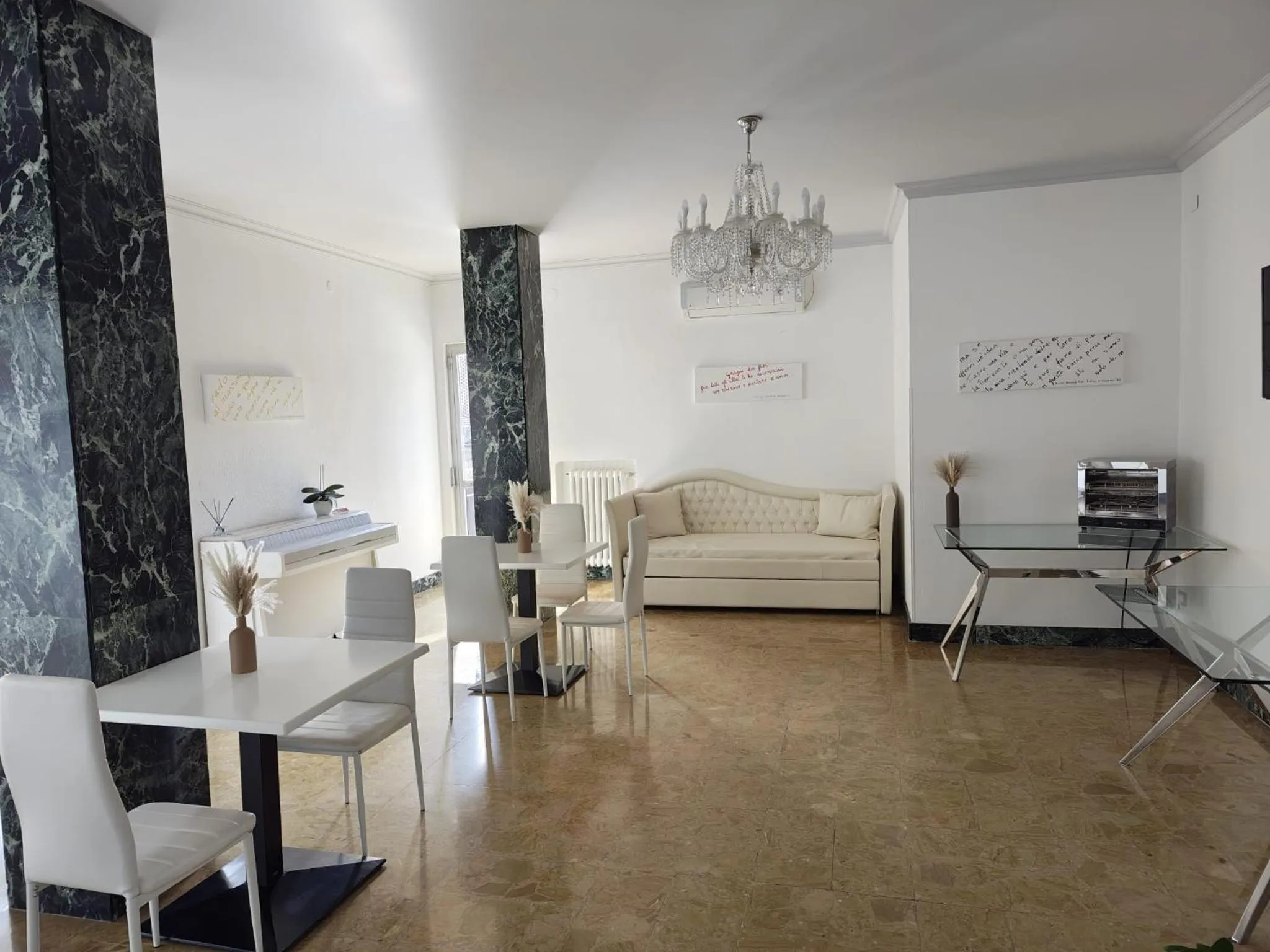 Lounge or bar in Hotel Rio Sanremo