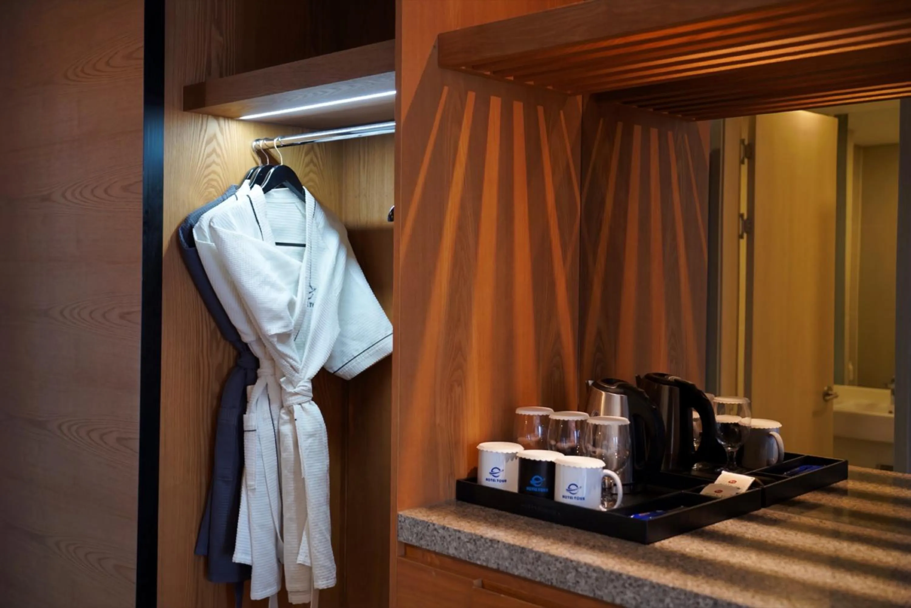 Hotel Tour Incheon Airport Hotel & Suites