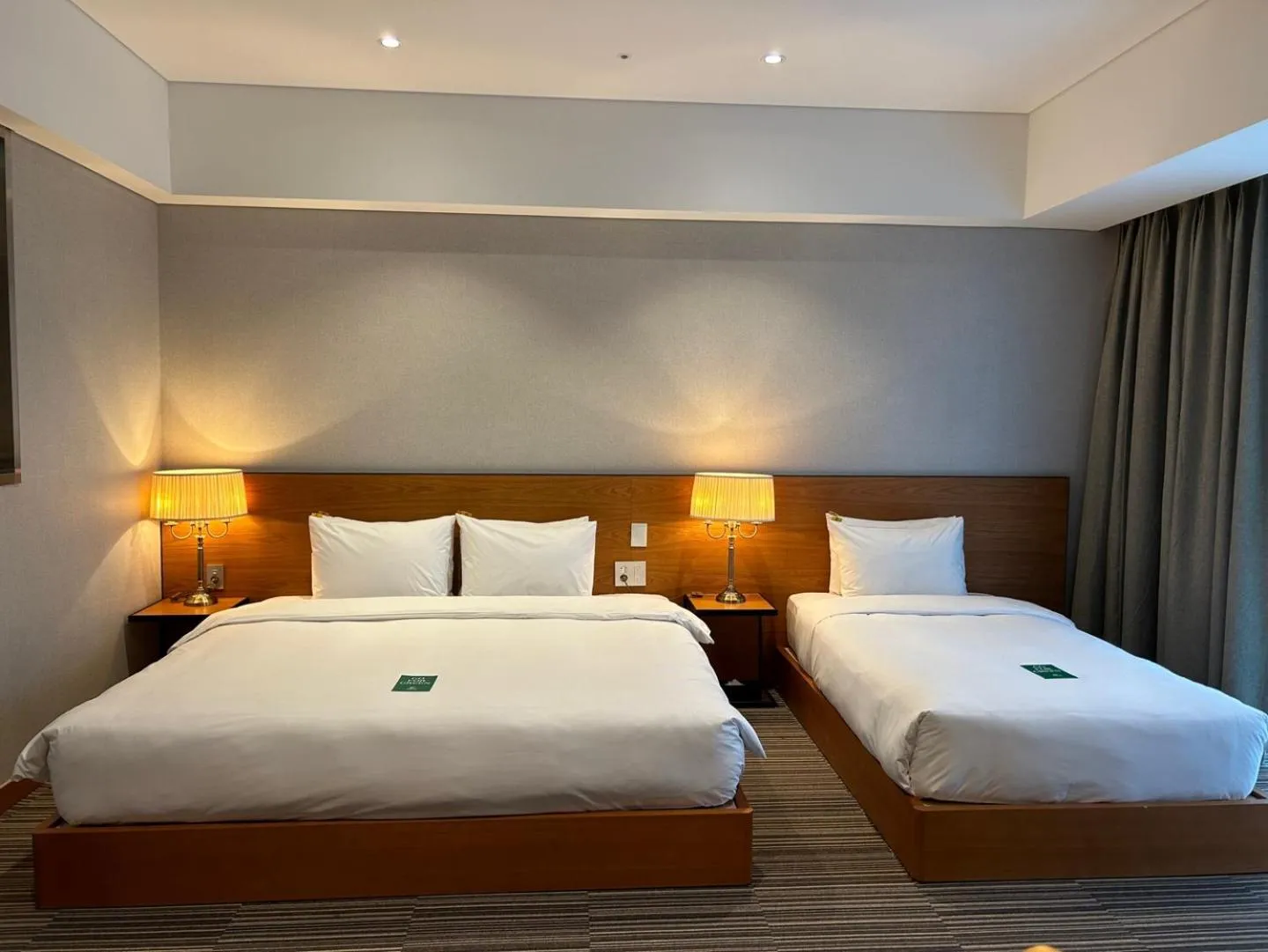 Bed in Hotel Tour Incheon Airport Hotel & Suites