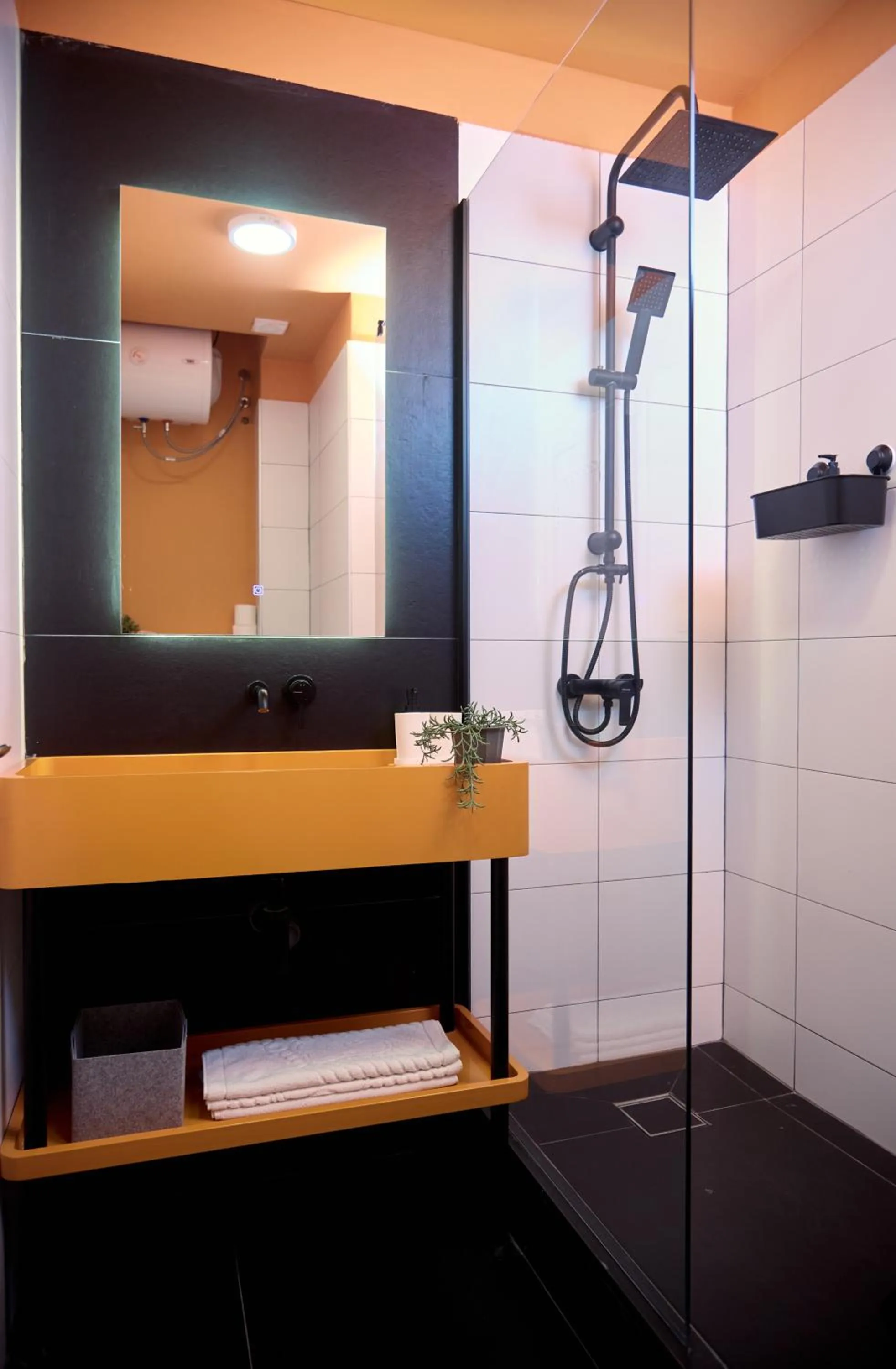 Manoir Apartments City Center