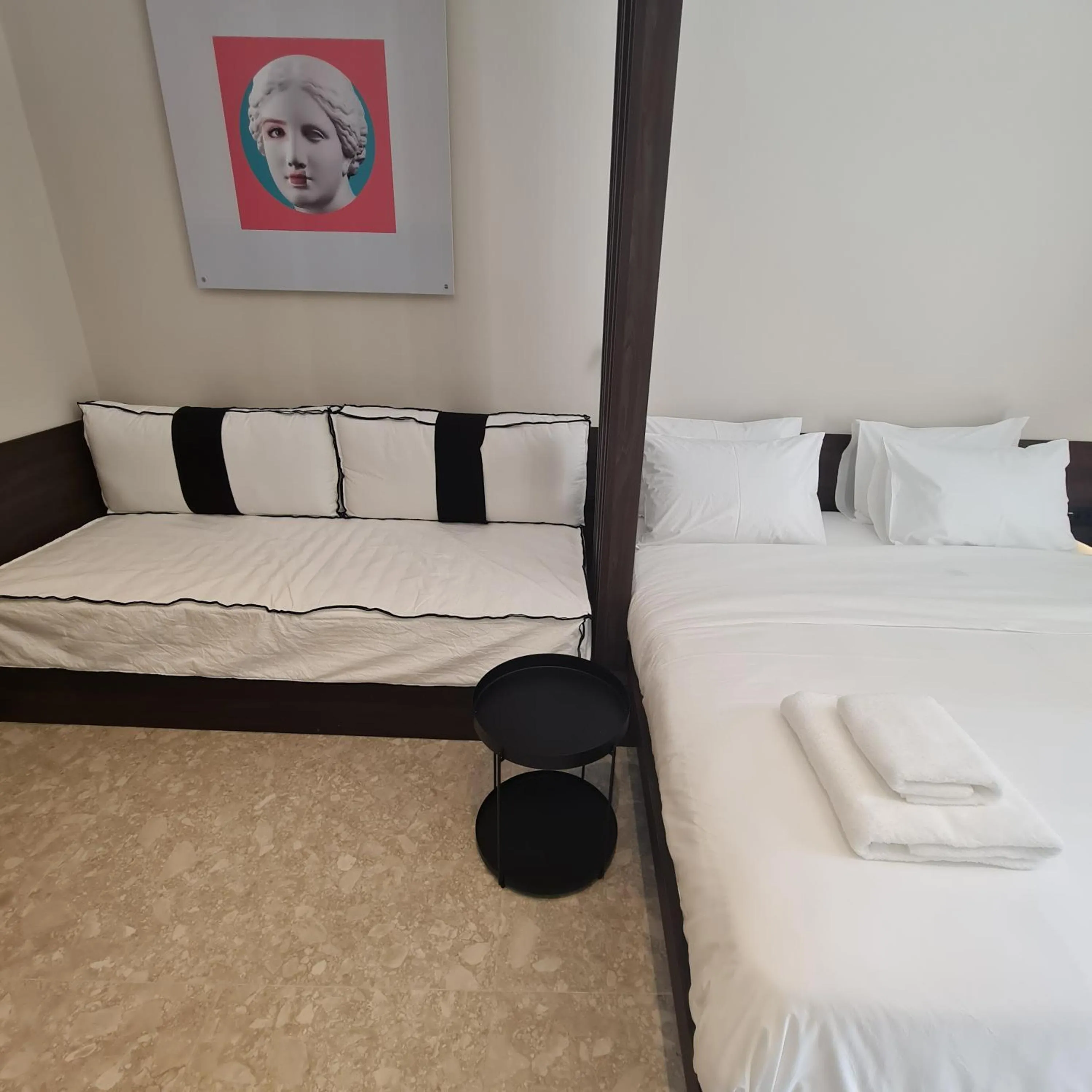 Photo of the whole room, Bed in Cityzoe Athens Suites
