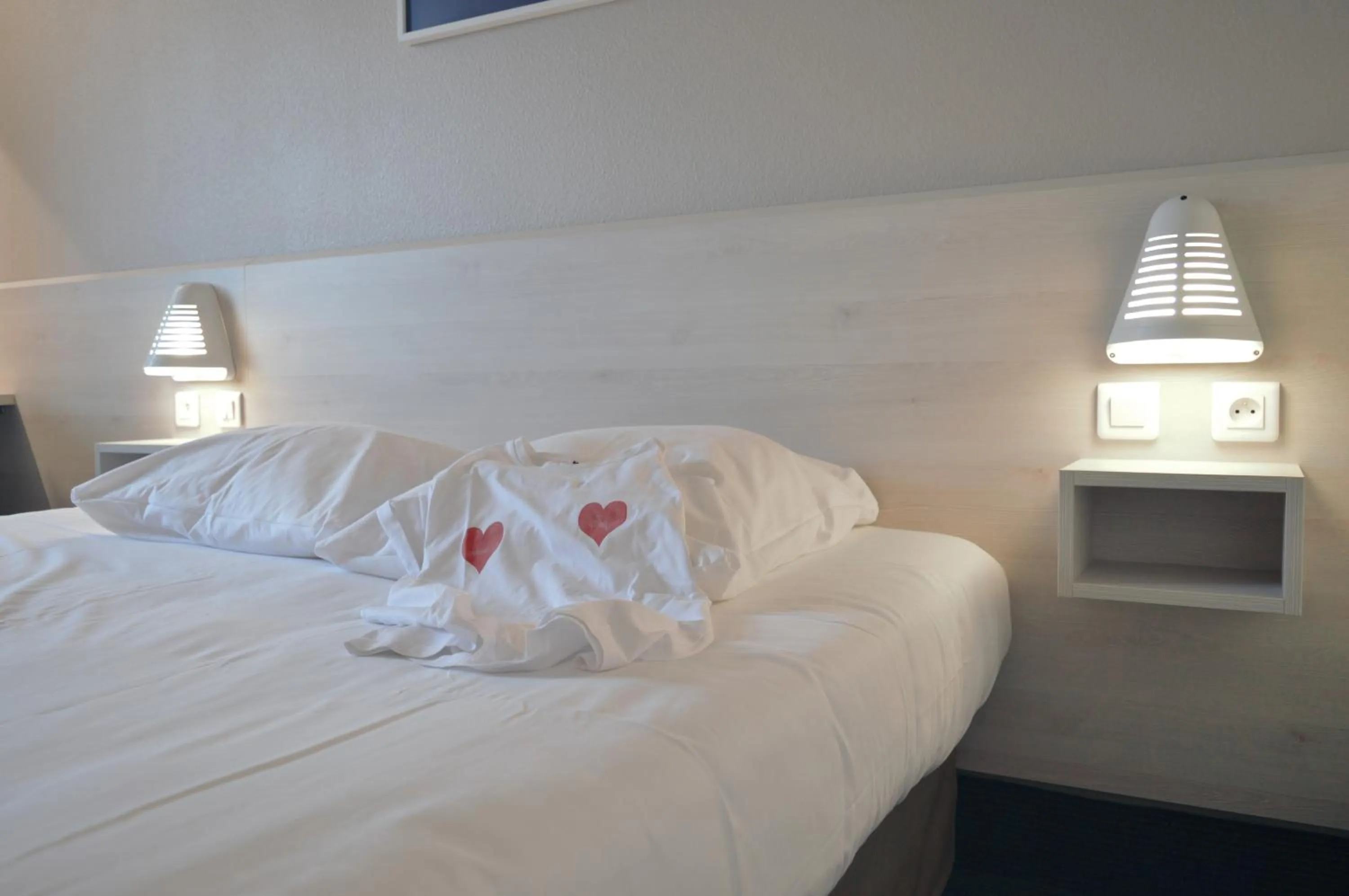 Bed in ACE Hôtel Thionville - Porte du Luxembourg