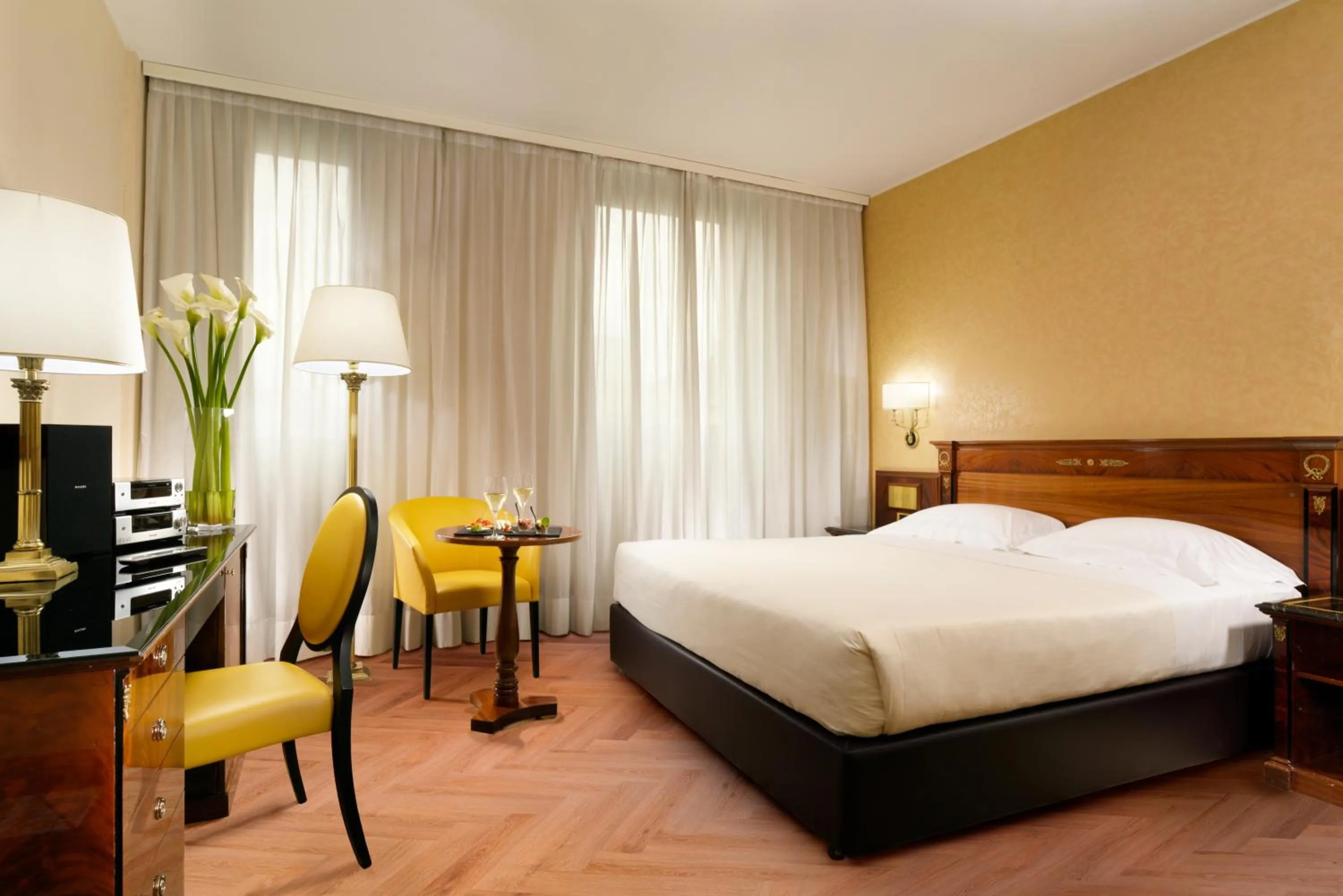 Bed in UNA Hotels Scandinavia Milano