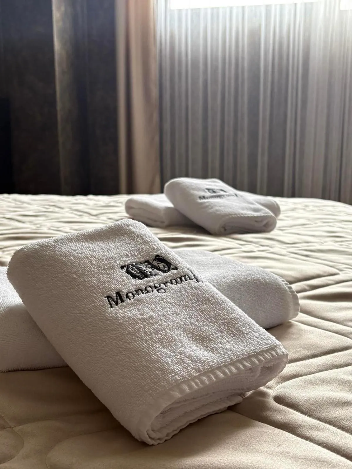 towels, Bed in Monogramlux