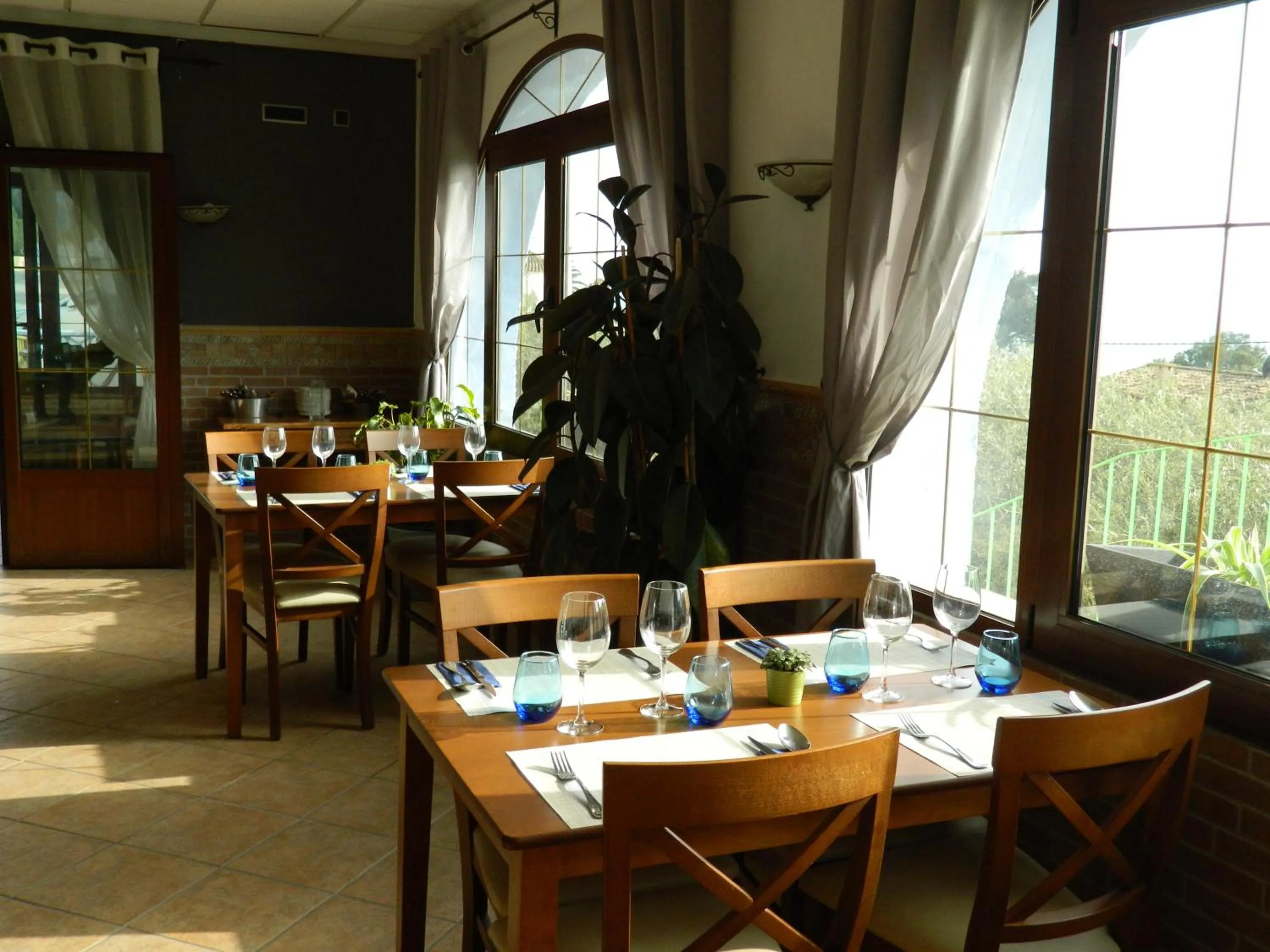 Restaurant/places to eat in Hotel Restaurant Baladrar