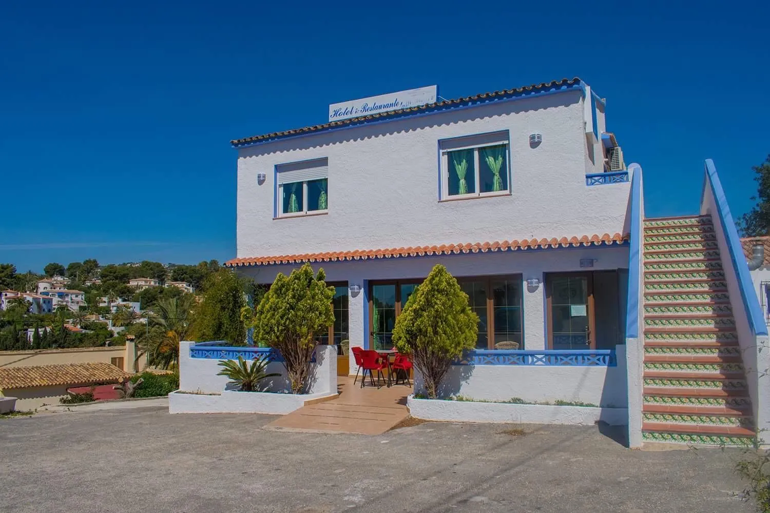 Property building in Hotel Restaurant Baladrar