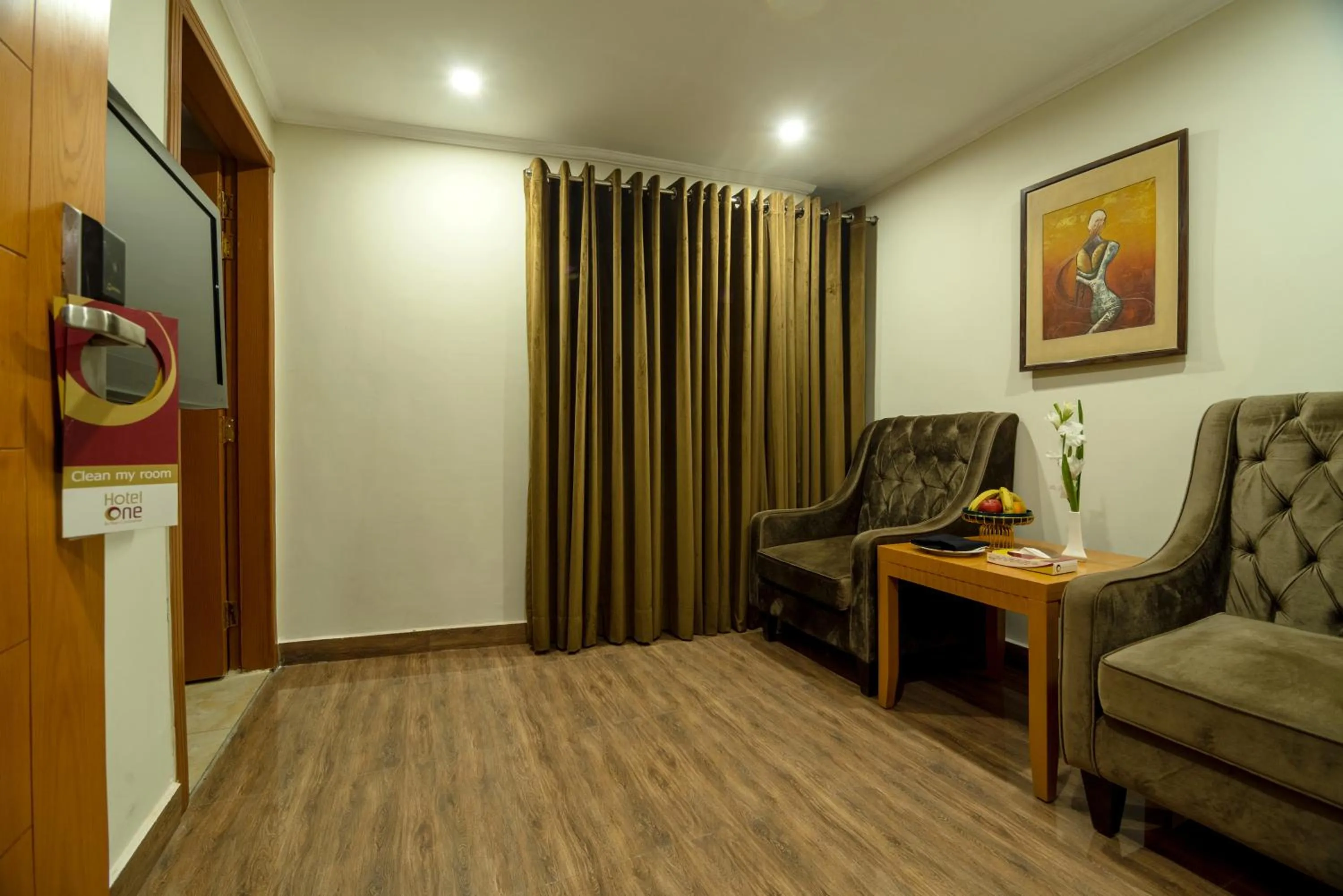 Seating area in Hotel One Tower Gulberg, Lahore