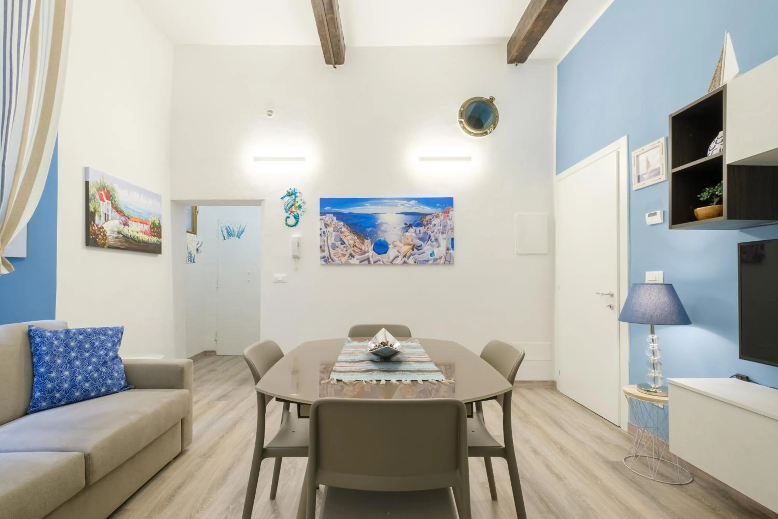 Living room in Casa del Mare by Studio Vita