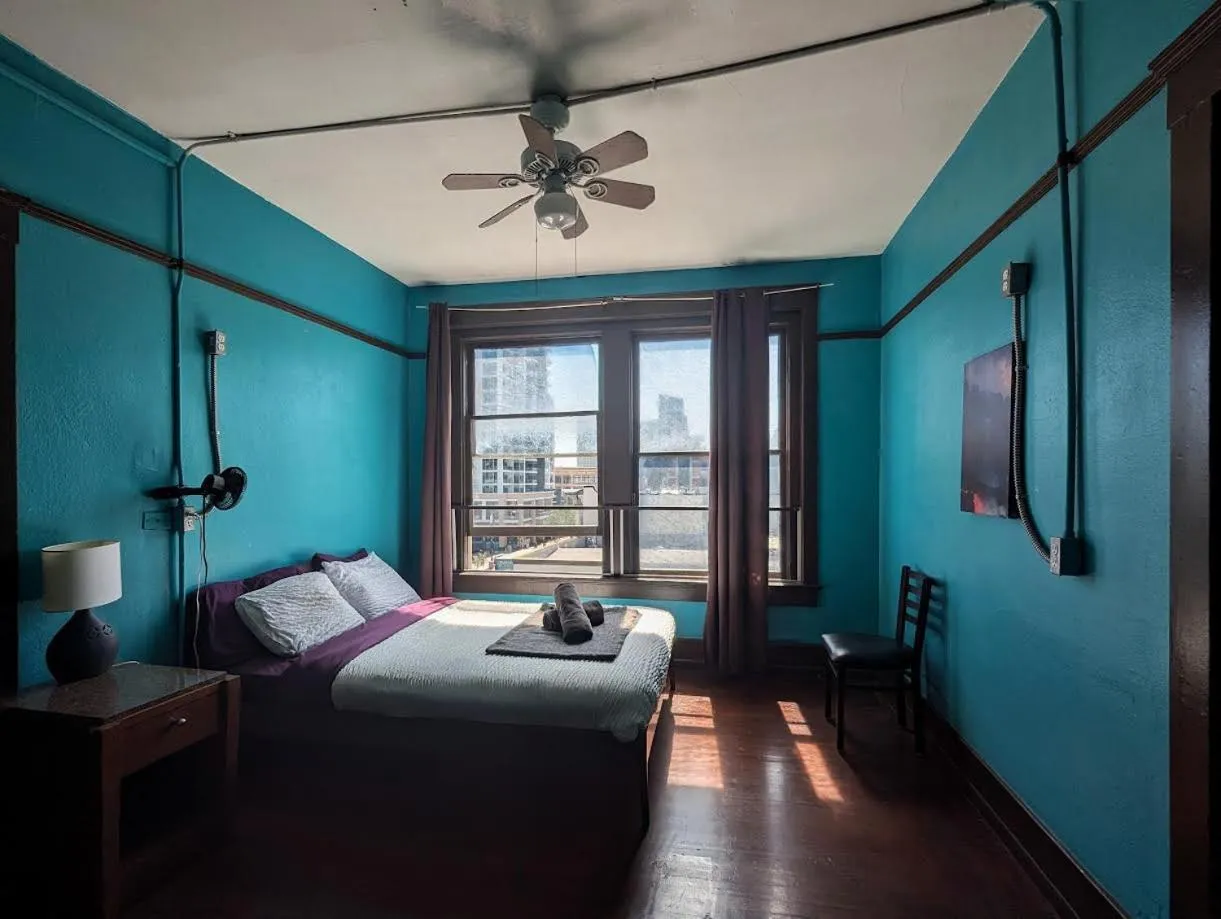 Bed in Lucky D's Youth and Traveler's Hostel