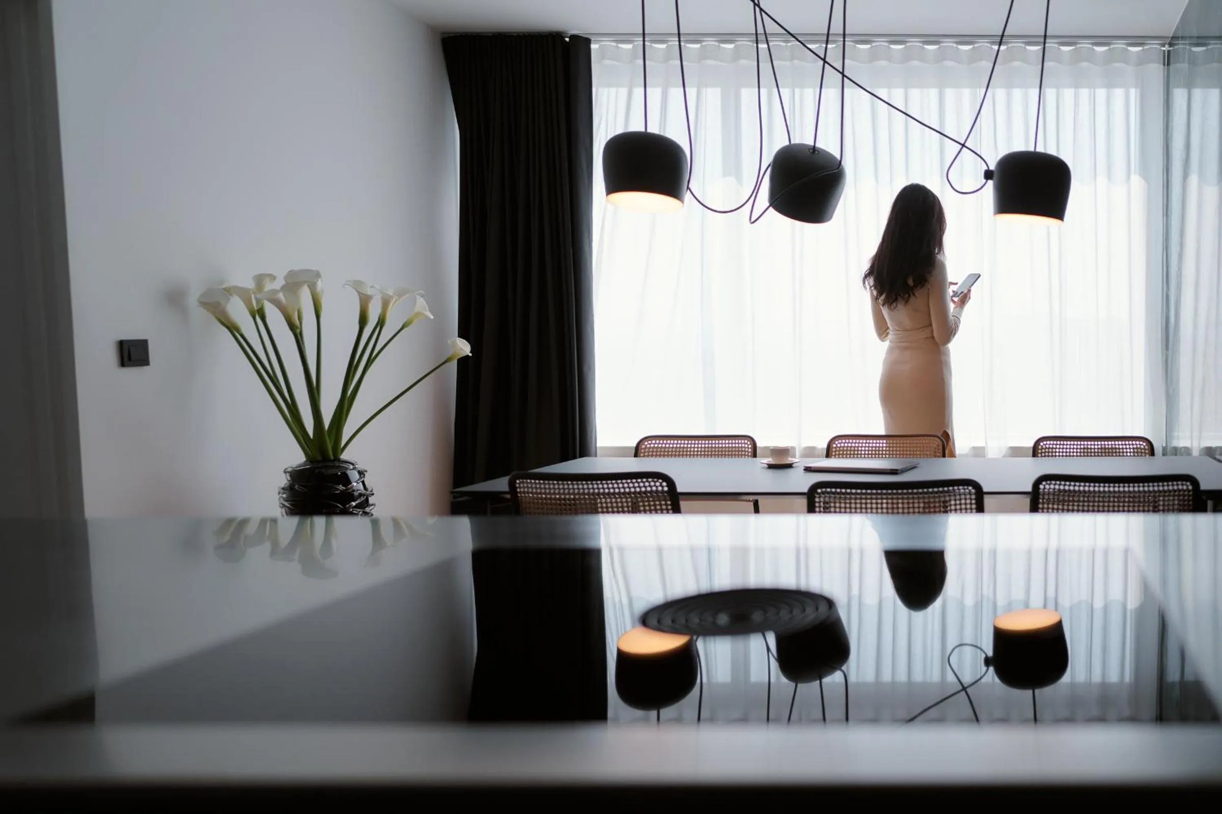 People in NEU RESIDENCES smart stay