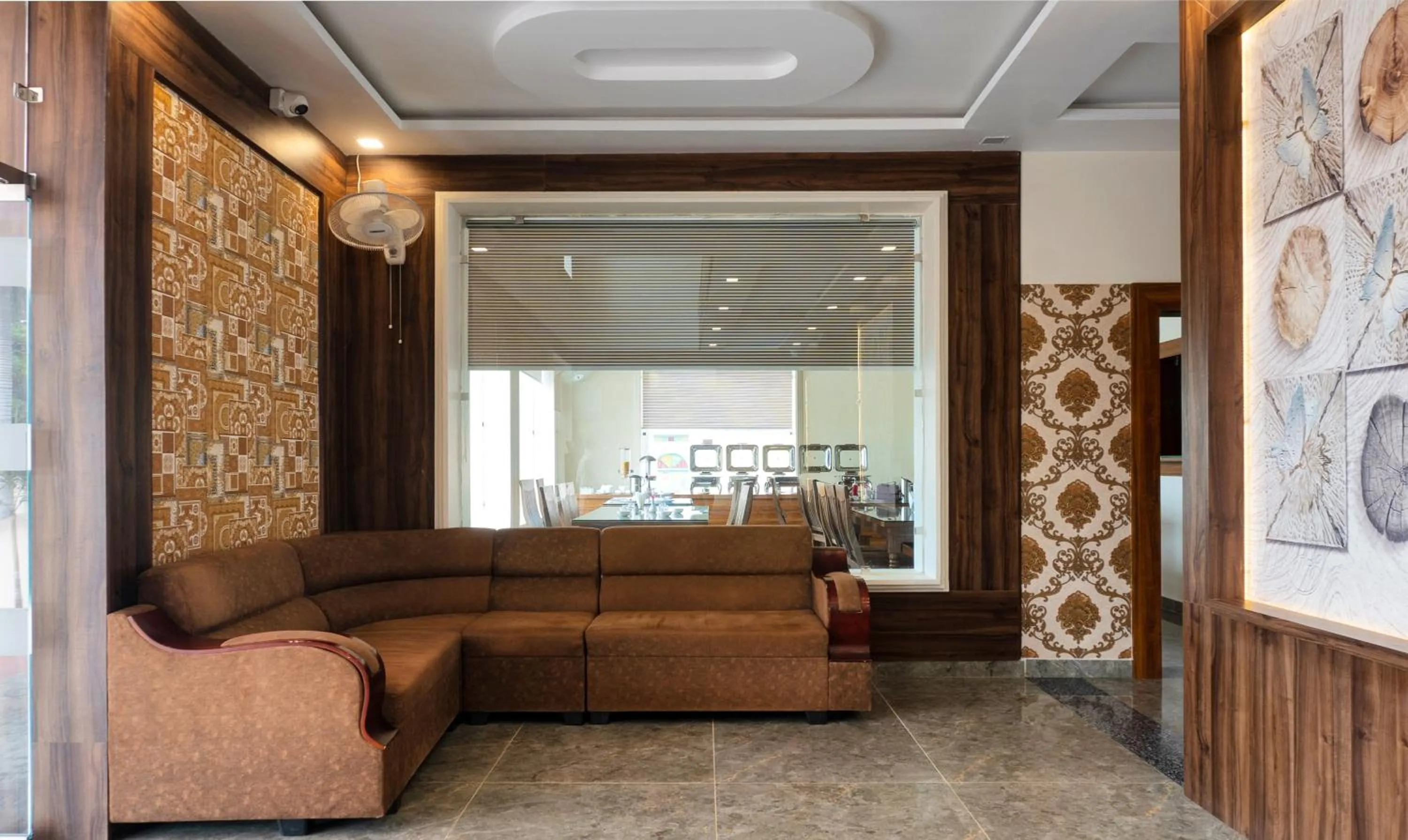 Seating area in Treebo Premium Royal Amar With Mountain View and Swimming Pool