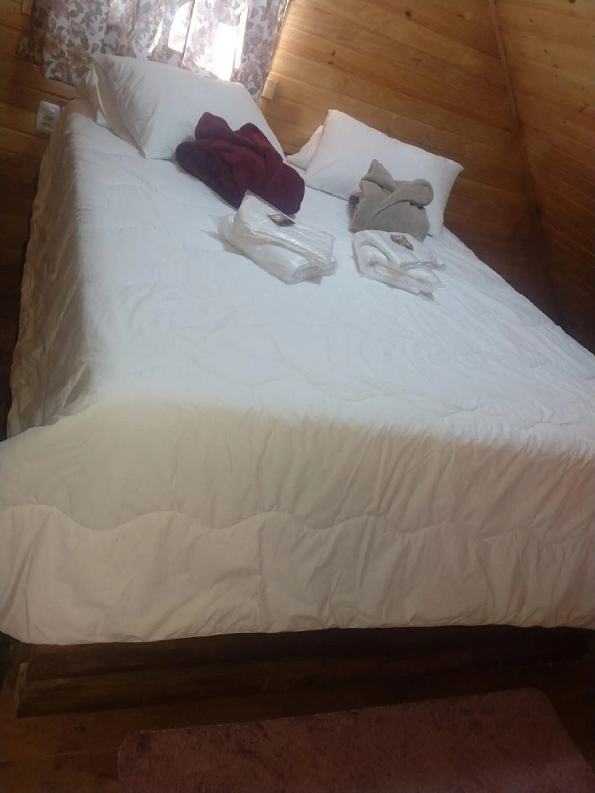 Bedroom, Bed in RECANTO DO SINALEIRO GRAMADO