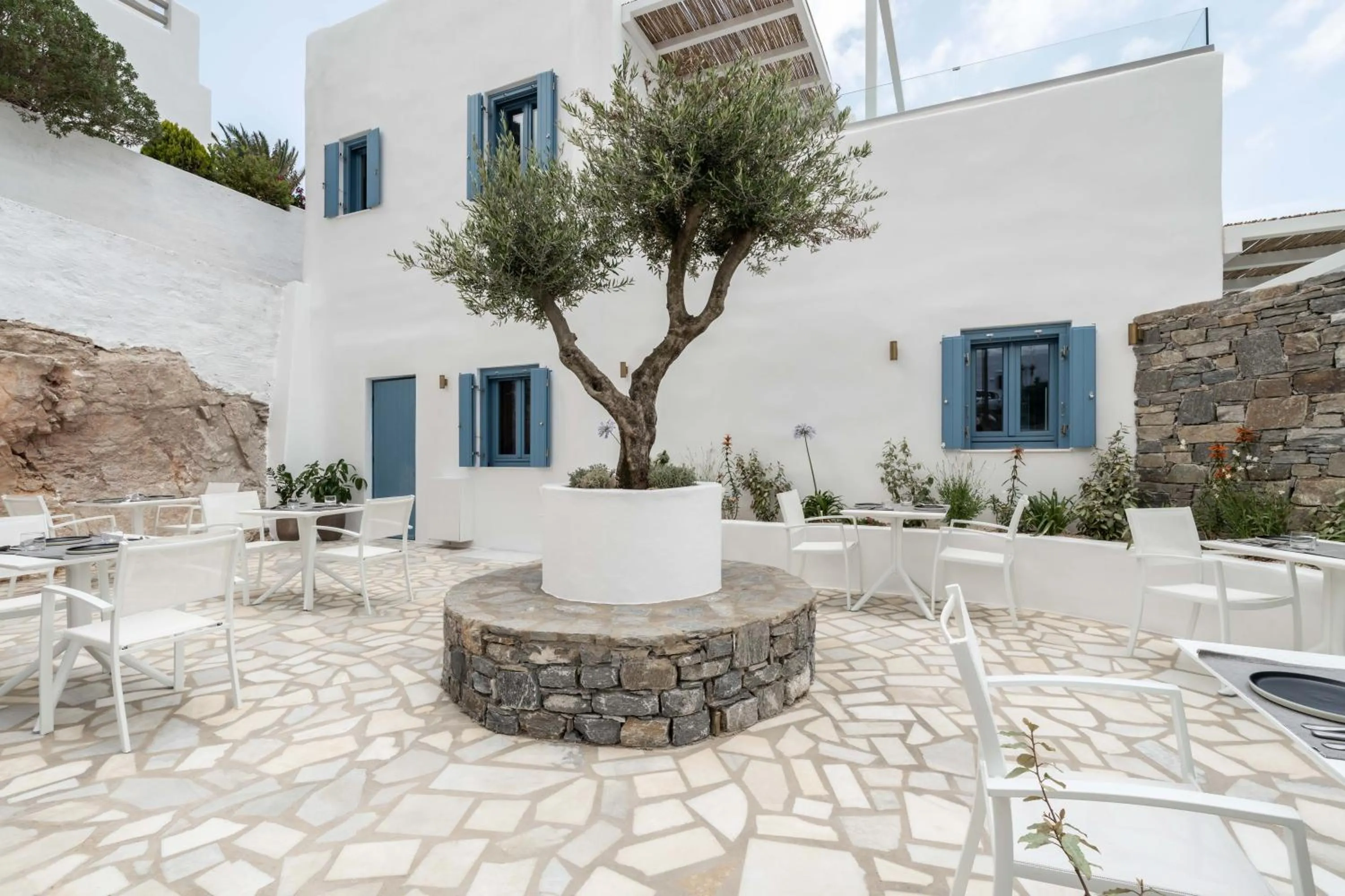 Property building in Aura Suites Paros