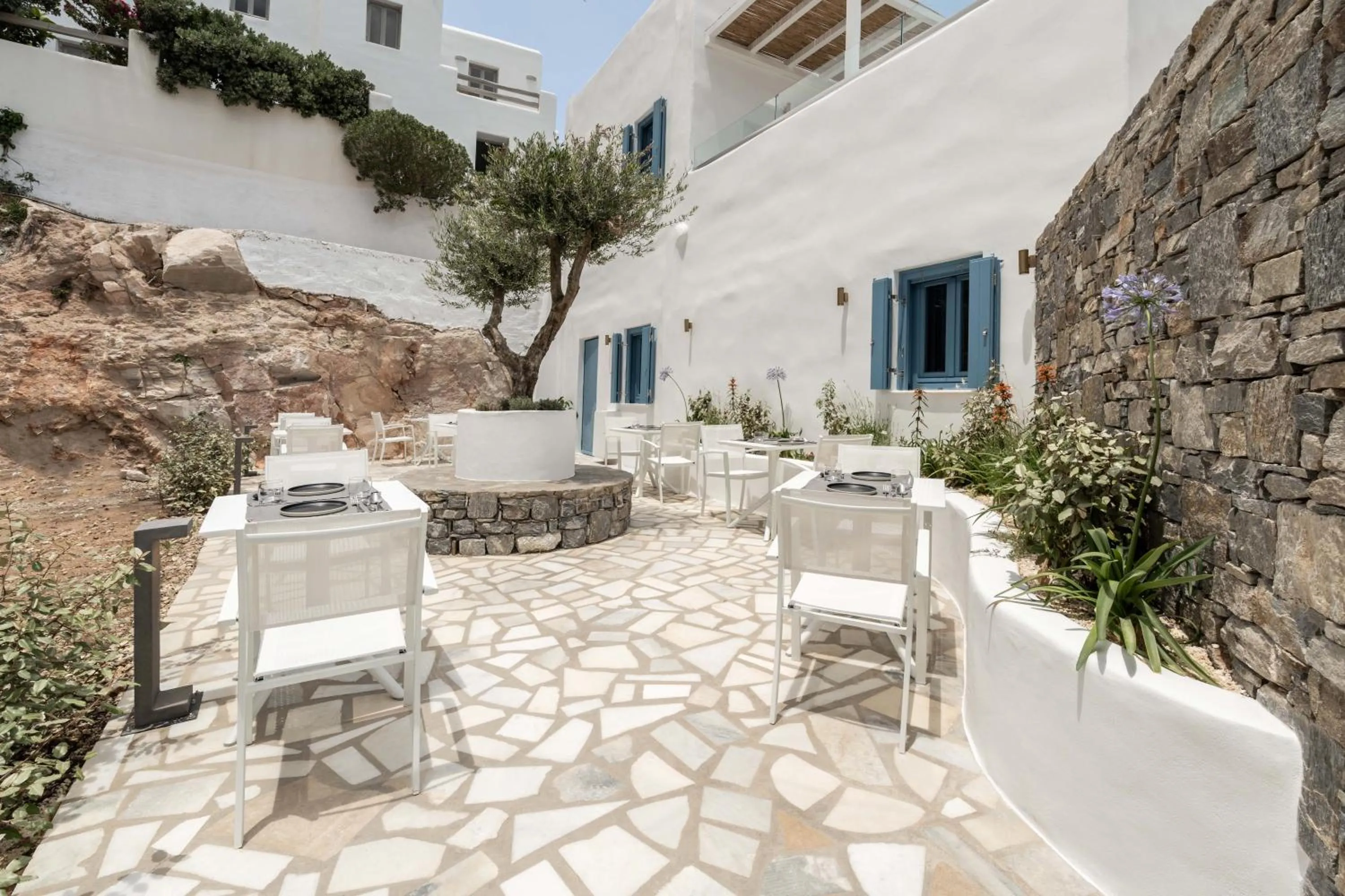 Property building in Aura Suites Paros