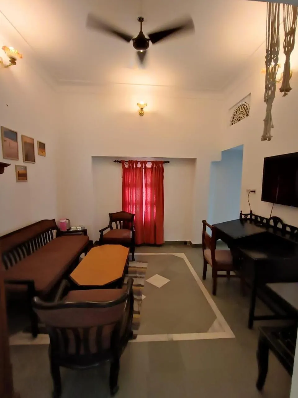 TV and multimedia in Chirmi palace