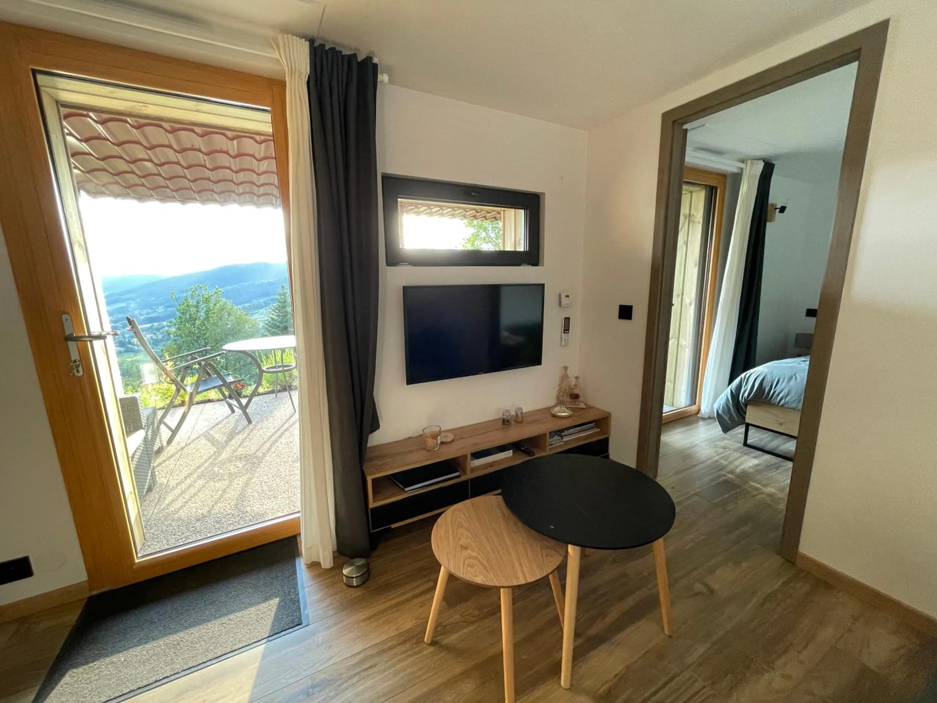 Natural landscape in Le gîte cozy de Bouvacôte avec vue panoramique et Sauna