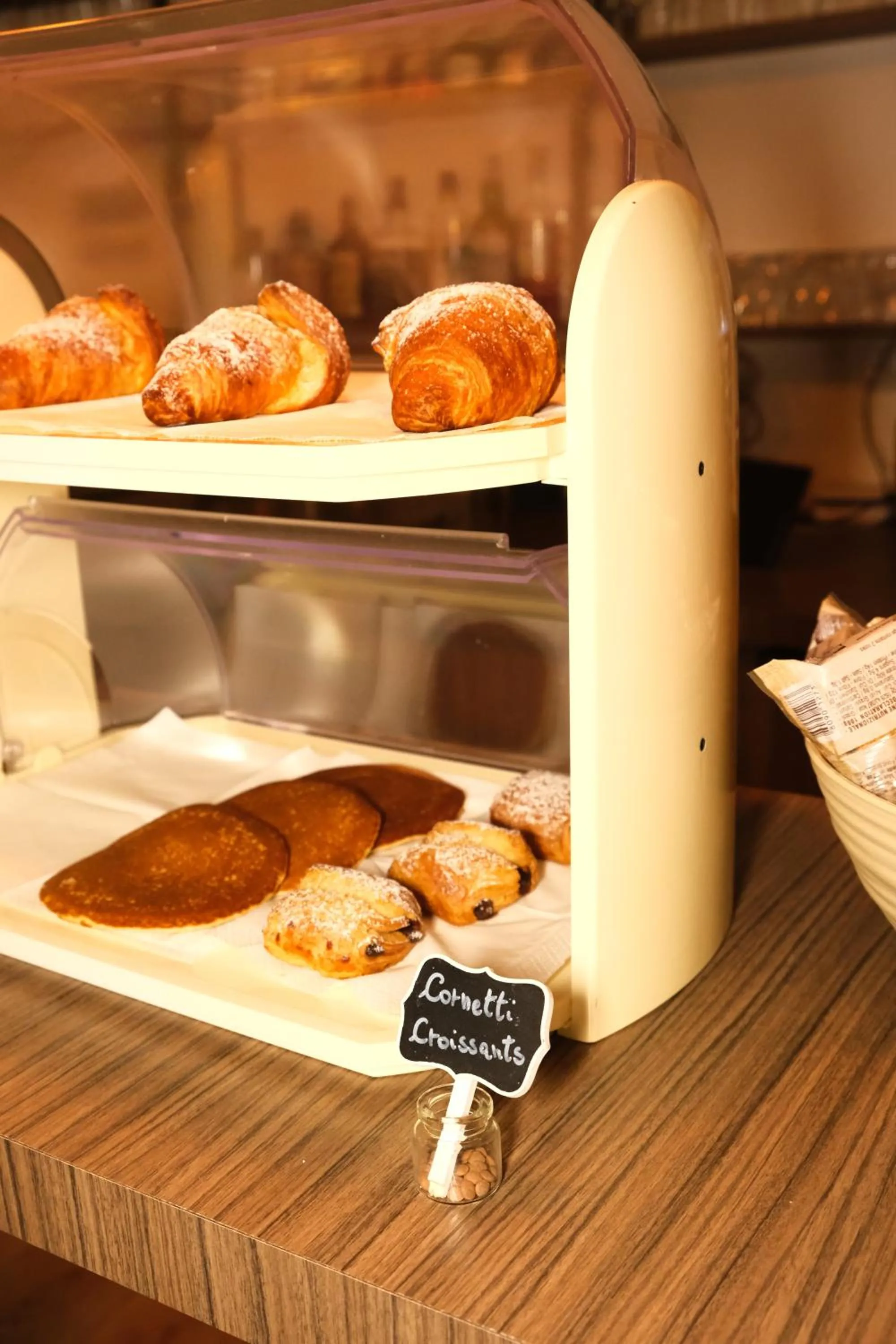 Breakfast in Neocore