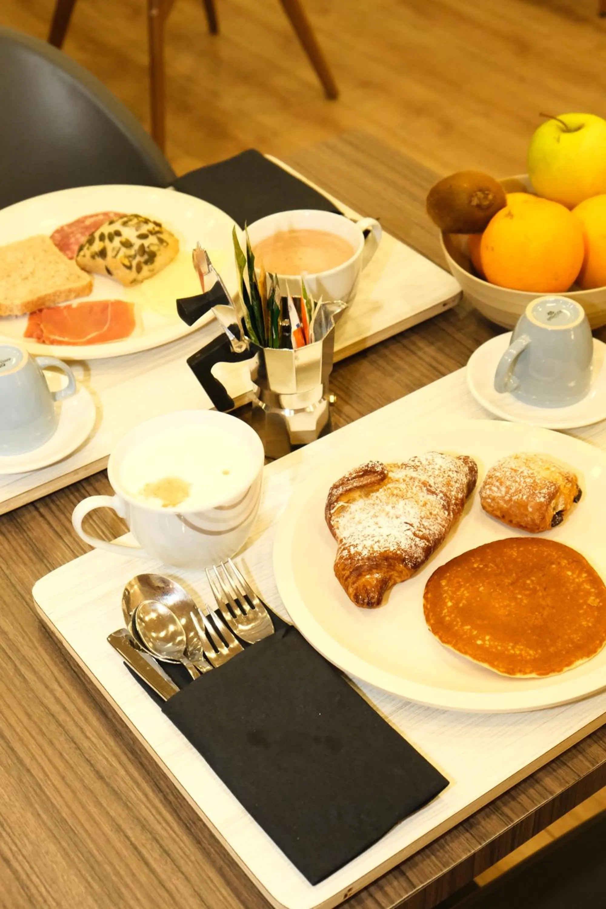 Breakfast in Neocore