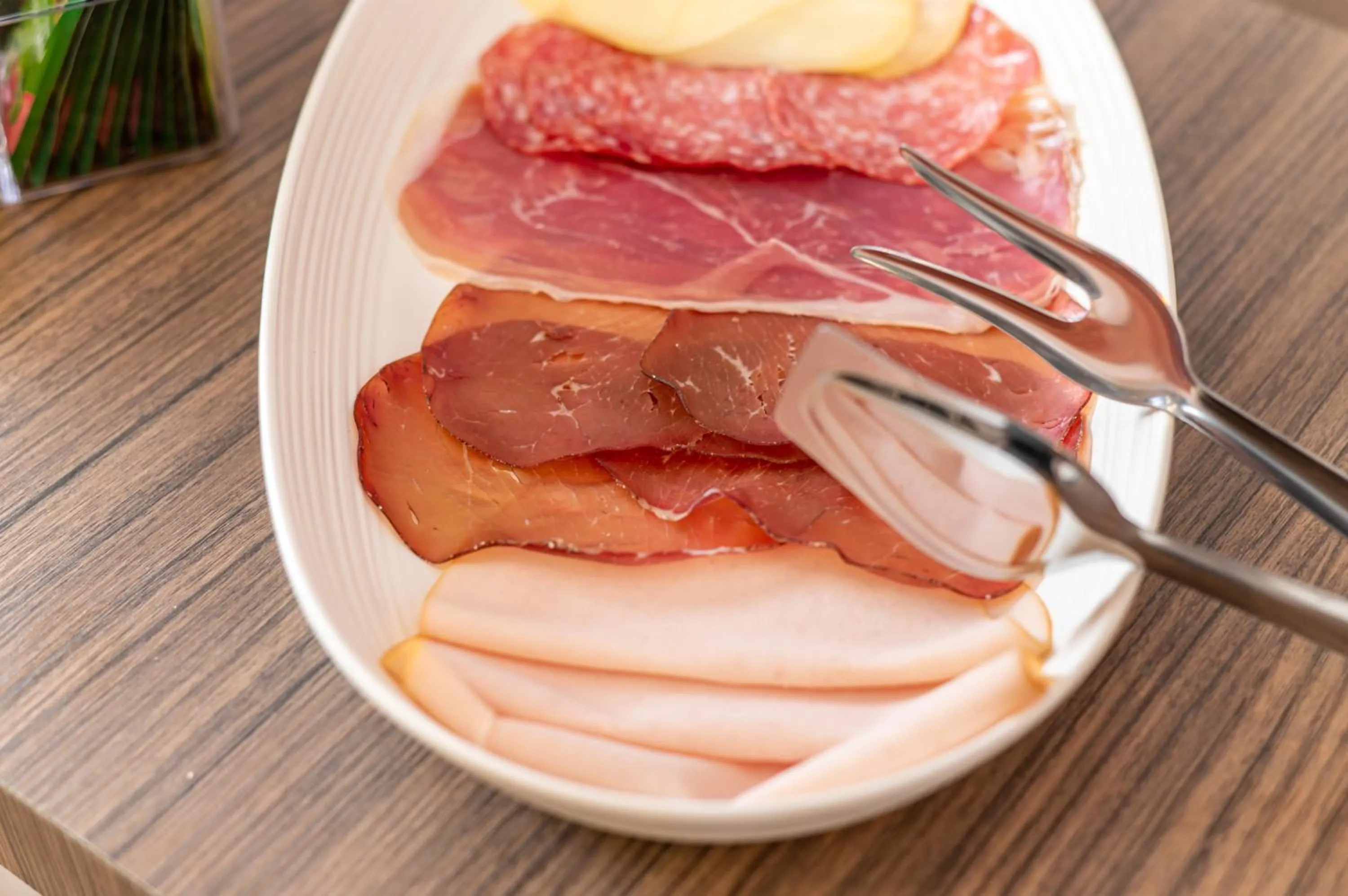 Breakfast in Neocore