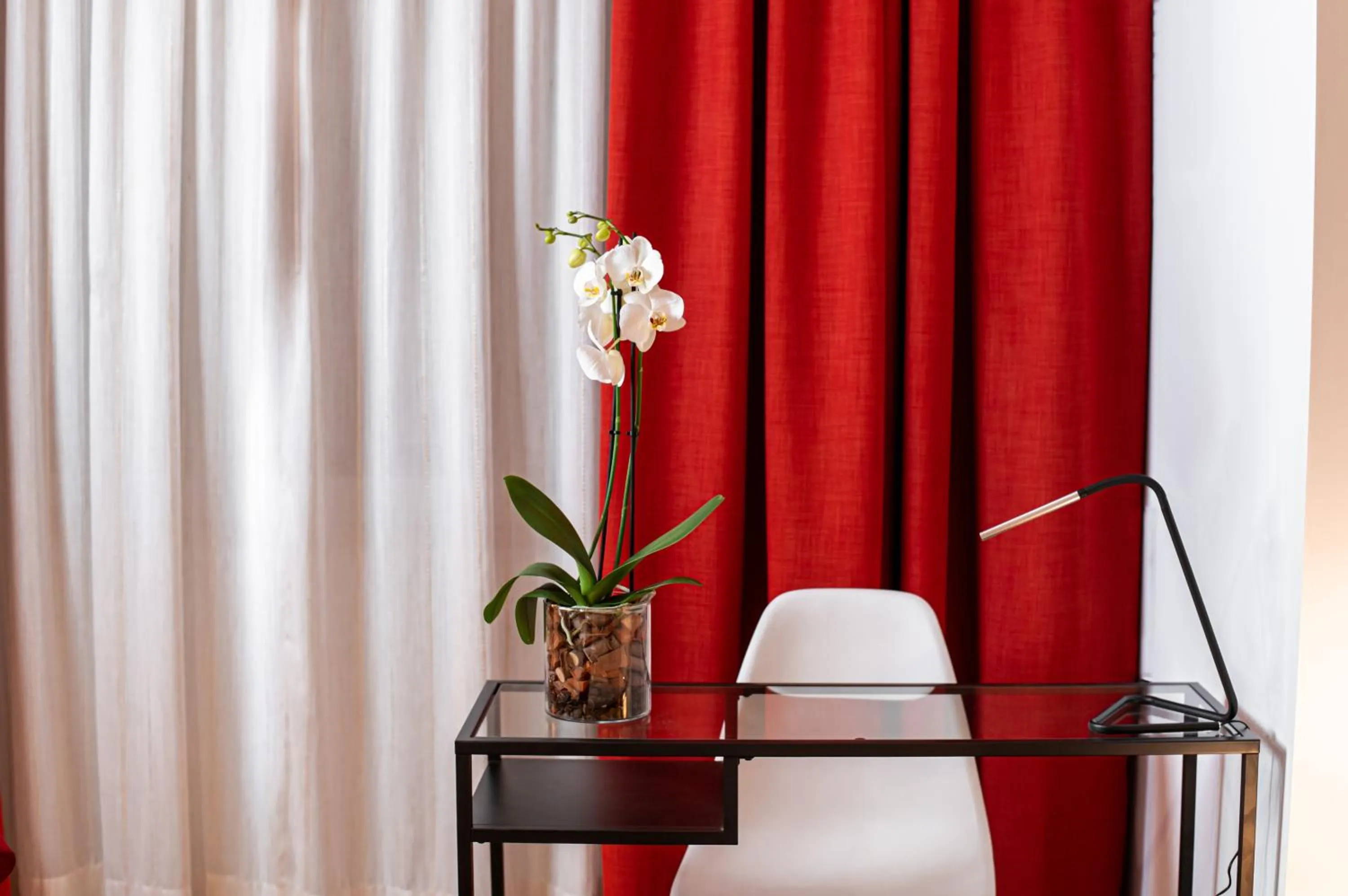 hair dresser in Neocore