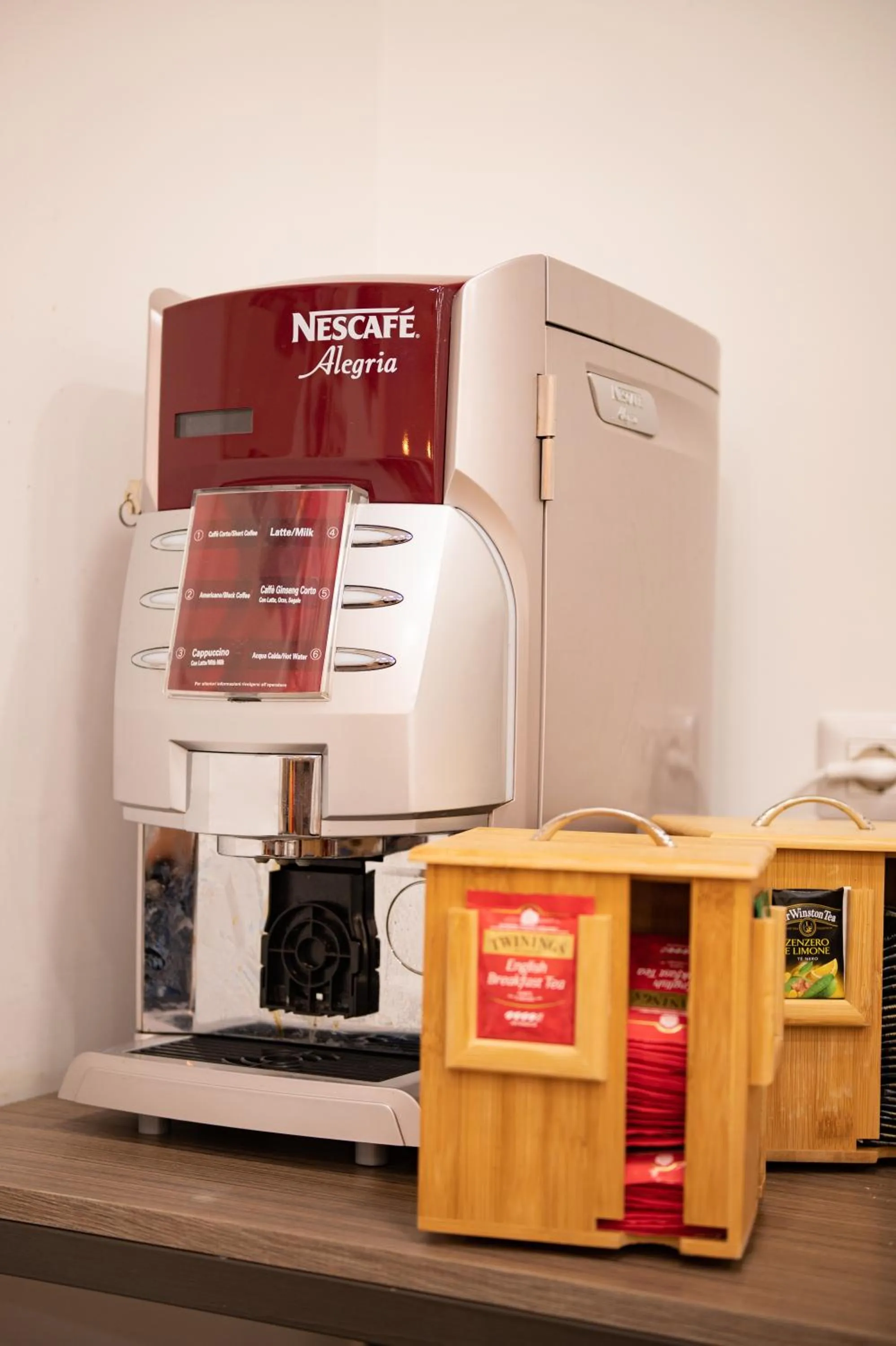 Breakfast in Neocore