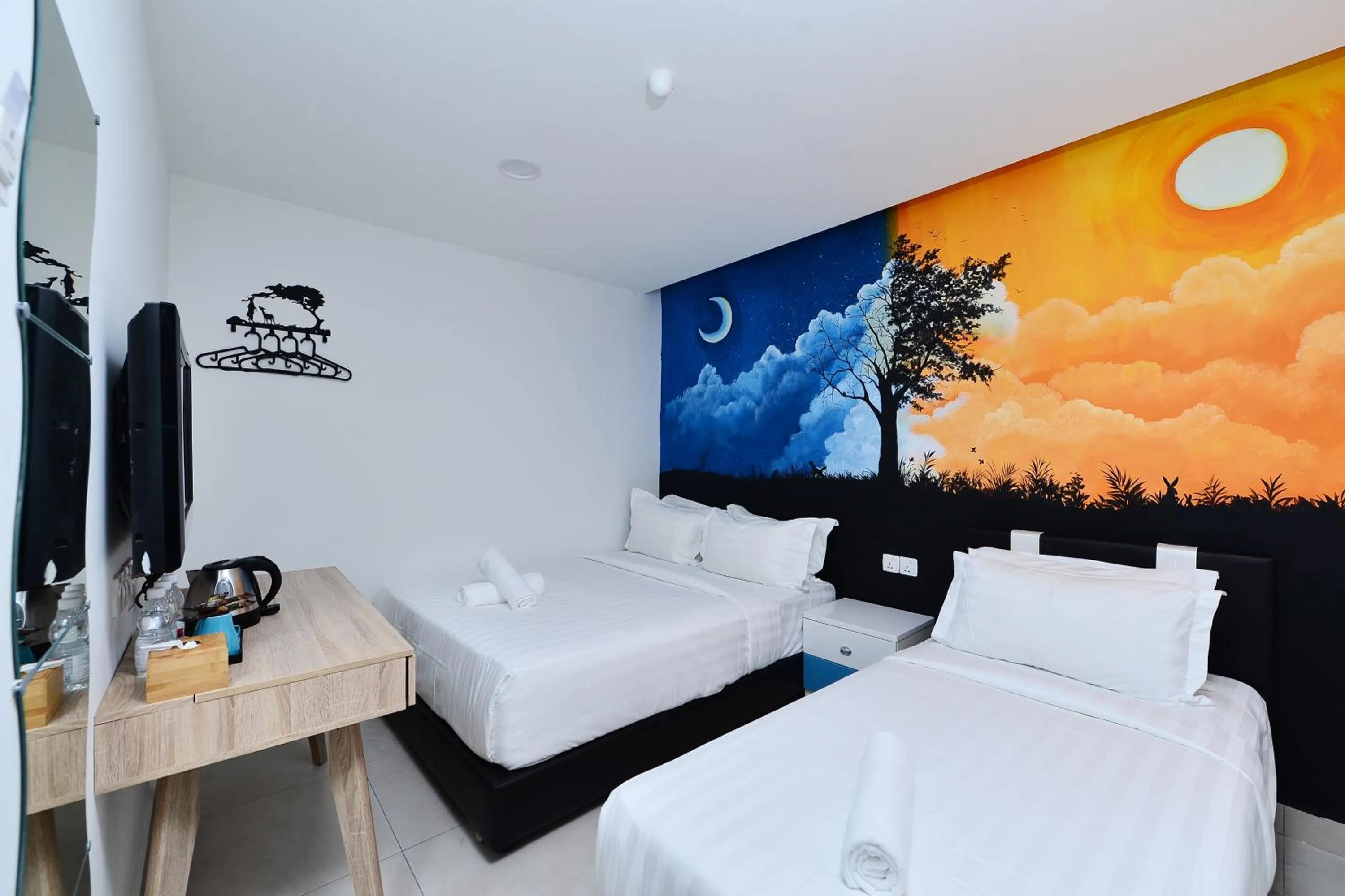 Photo of the whole room, Bed in Smile Hotel Shah Alam Seksyen 9