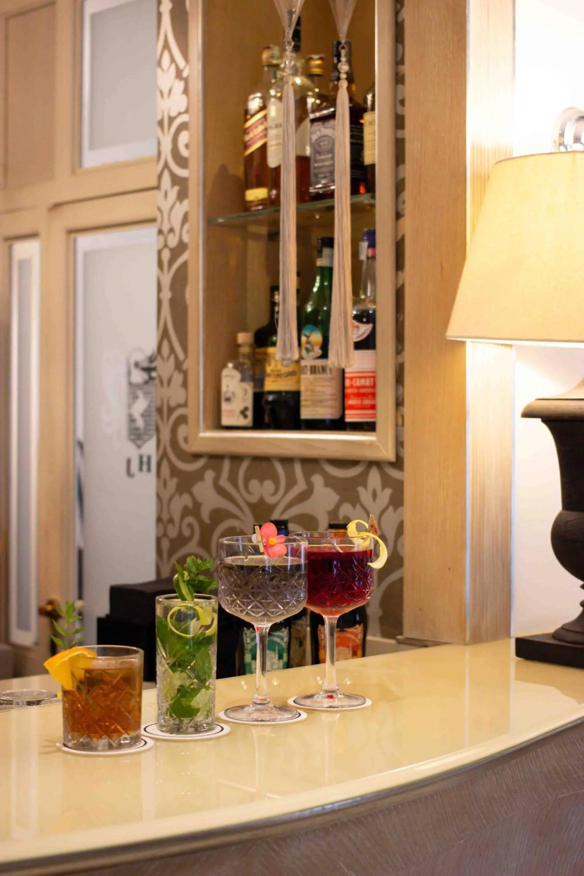 Lounge or bar in Hotel Jolanda
