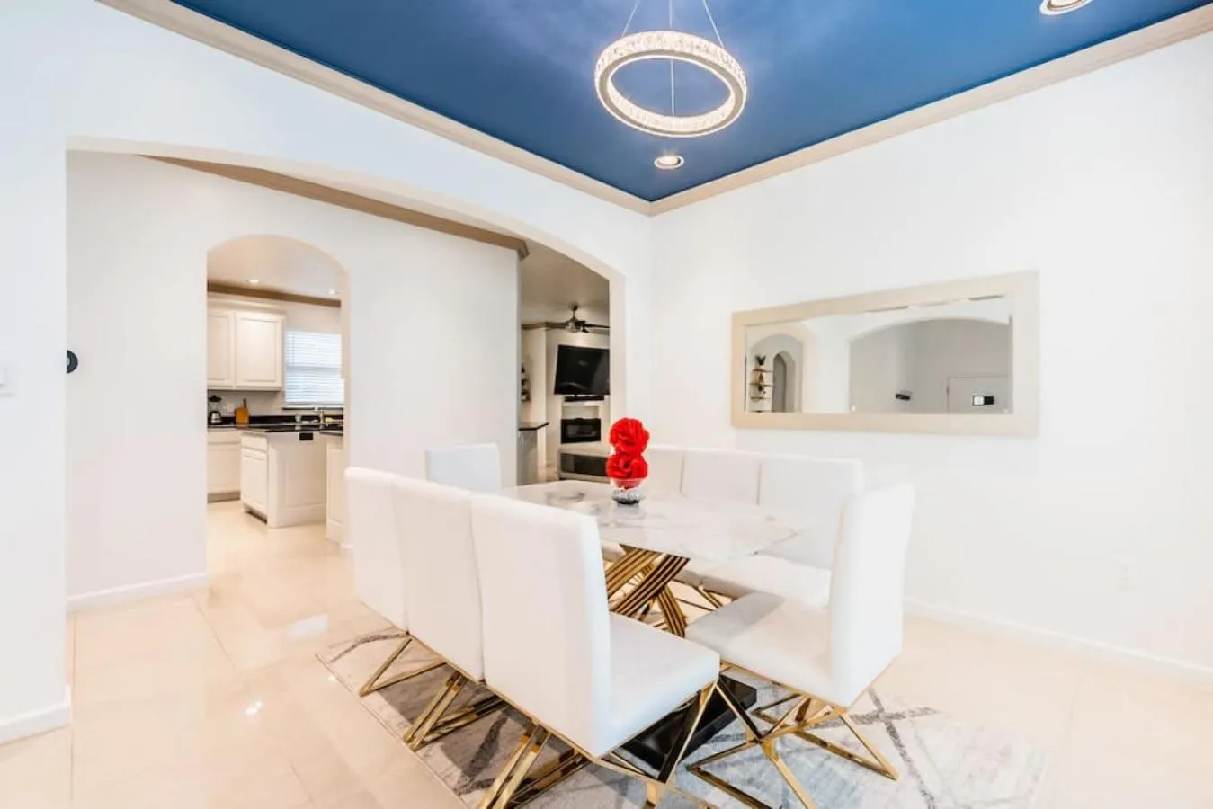 Dining area in Gorgeous Downtown 4 Bedroom