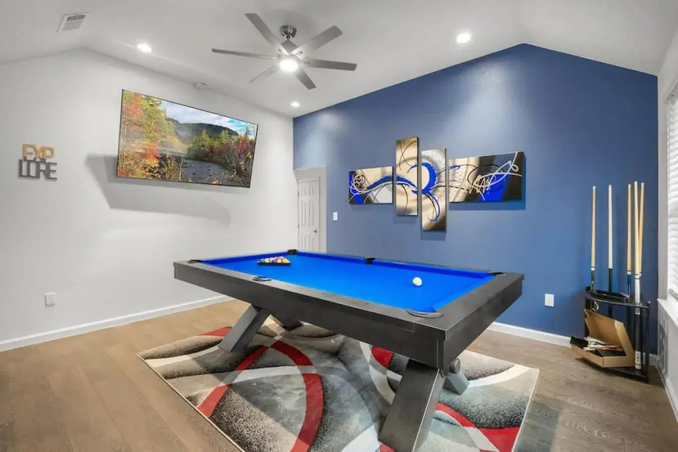 Gorgeous Downtown 4 Bedroom Gorgeous Downtown 4 Bedroom