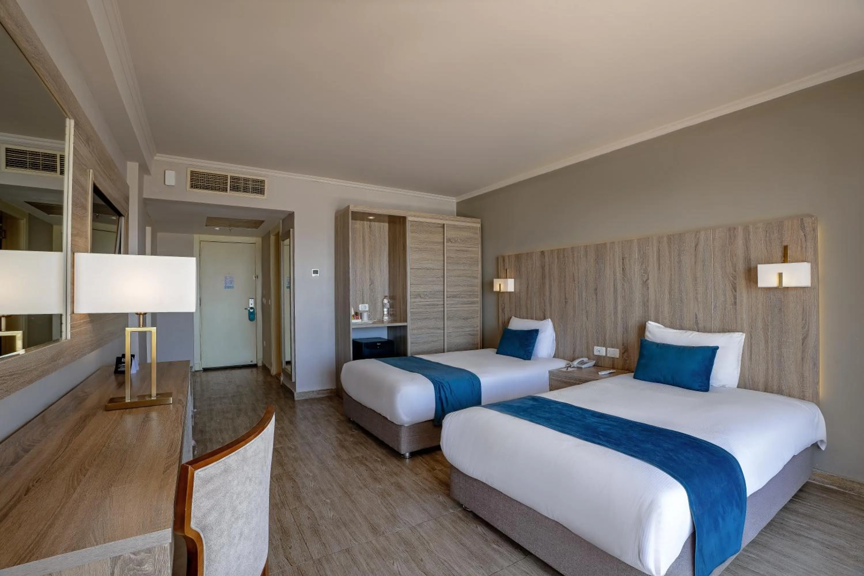 Family, Bed in Seven Seas Jolie Bay - Ultra All Inclusive