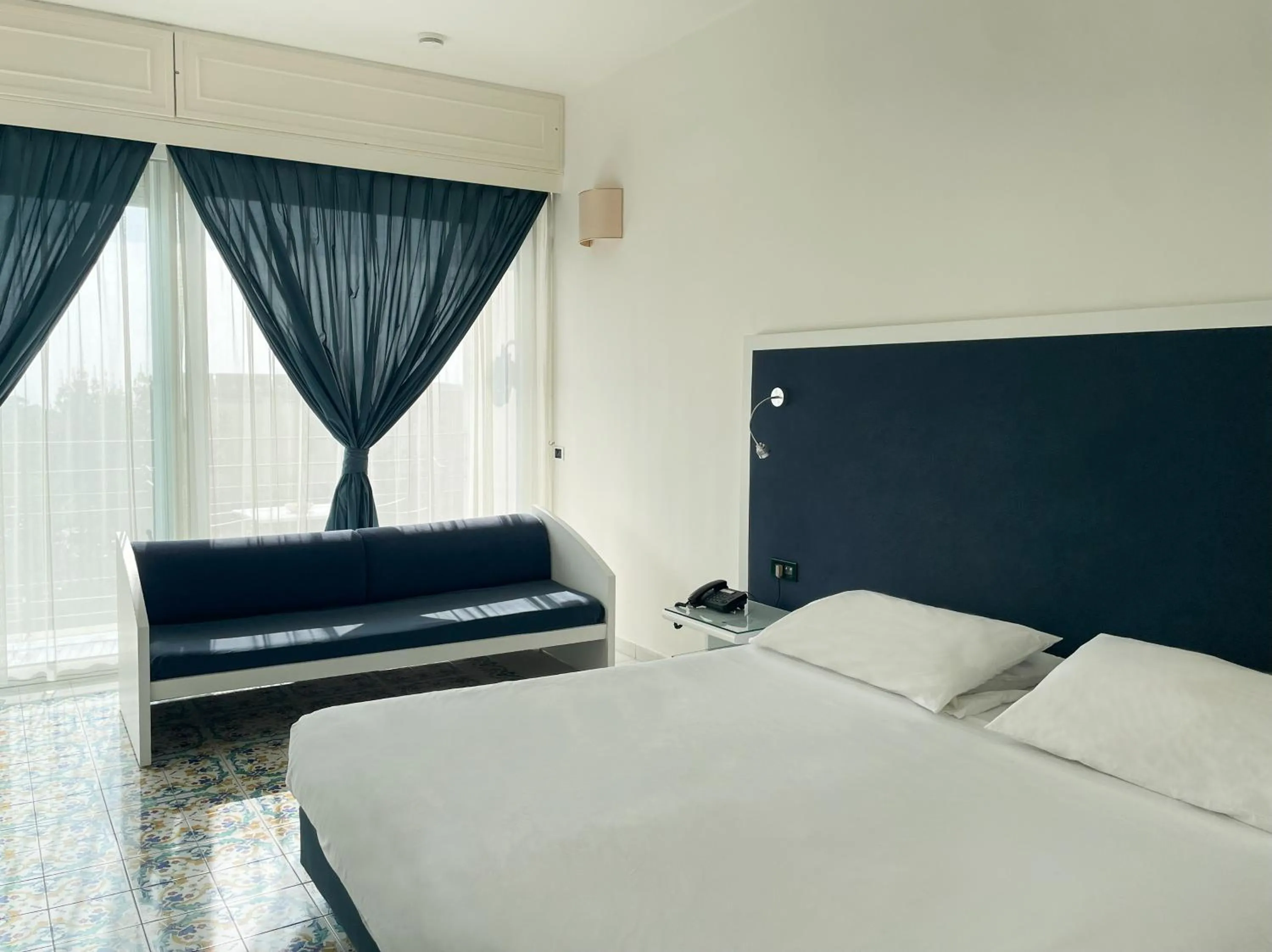 Bedroom, Bed in Regina Cristina