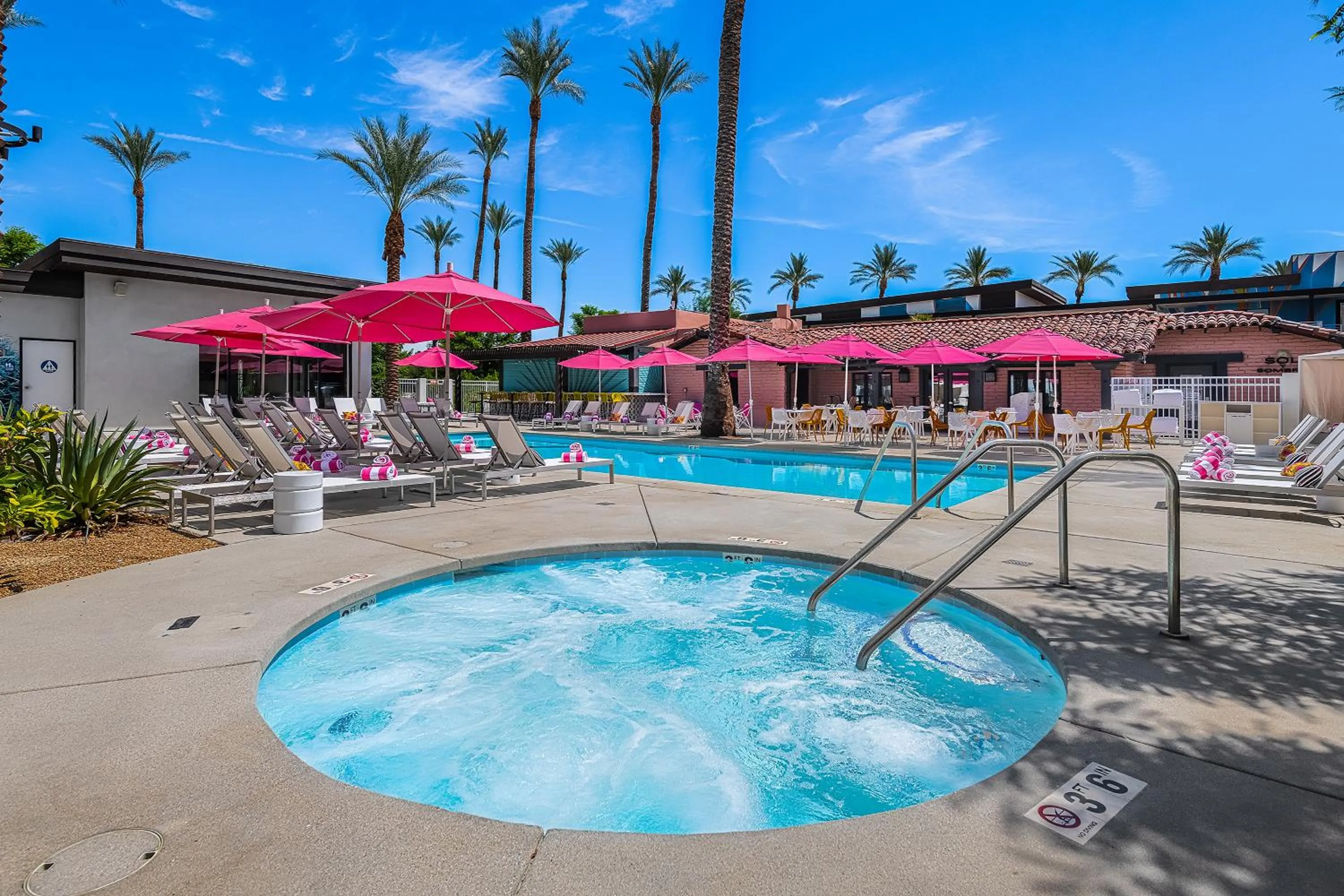Hot Tub in The Paloma Resort