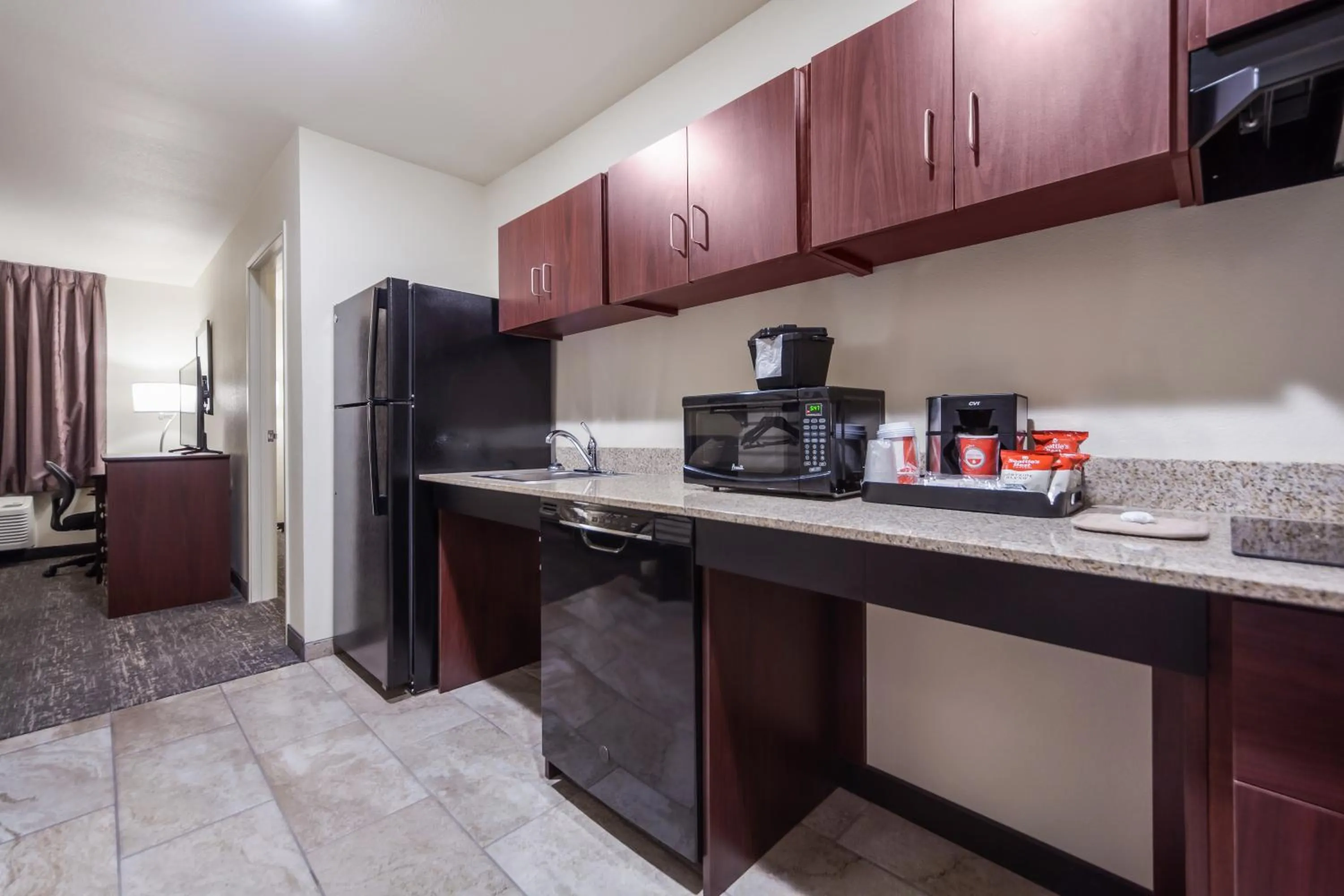 Kitchen or kitchenette in Cobblestone Inn & Suites-Fremont