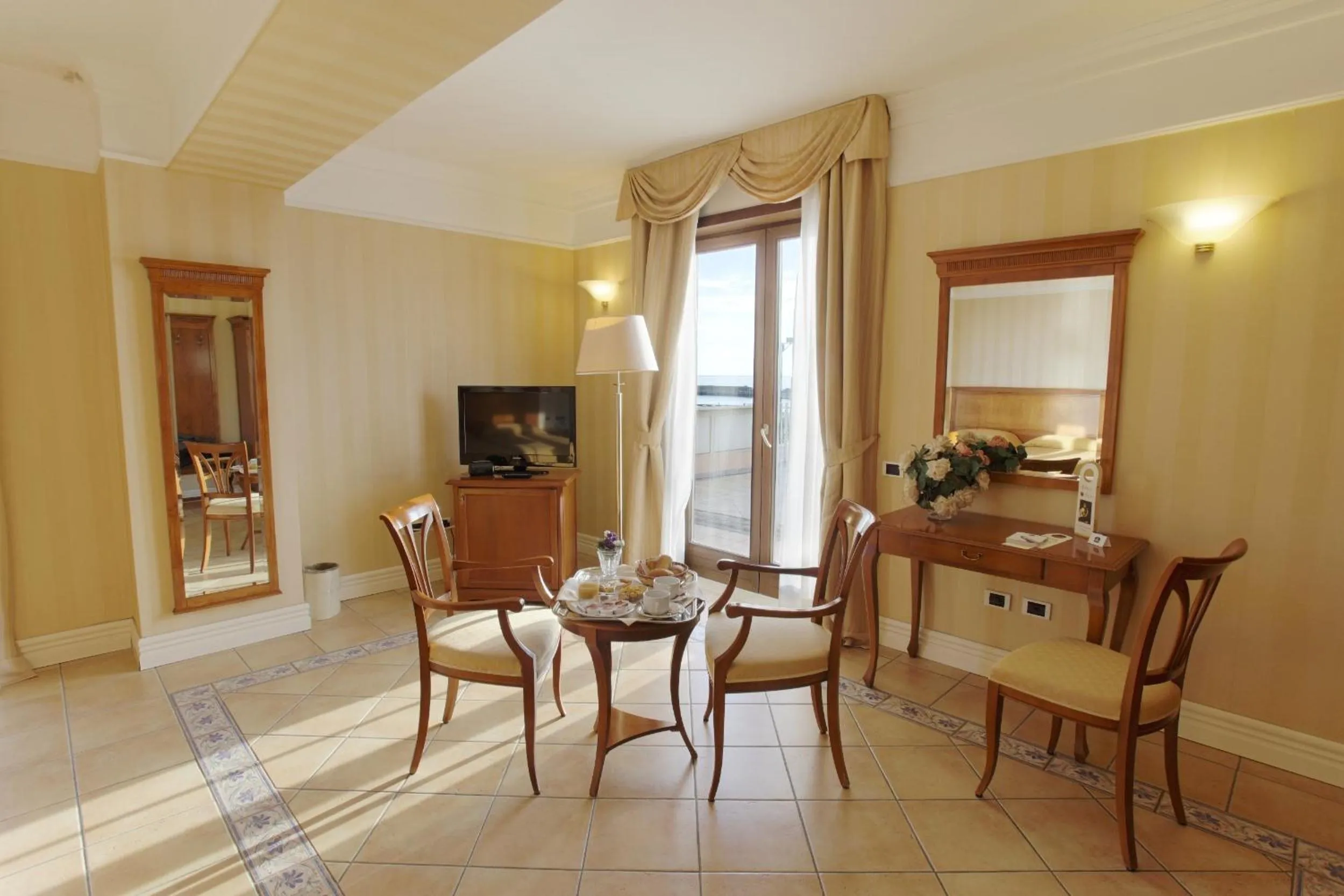 TV and multimedia in Dioscuri Bay Palace