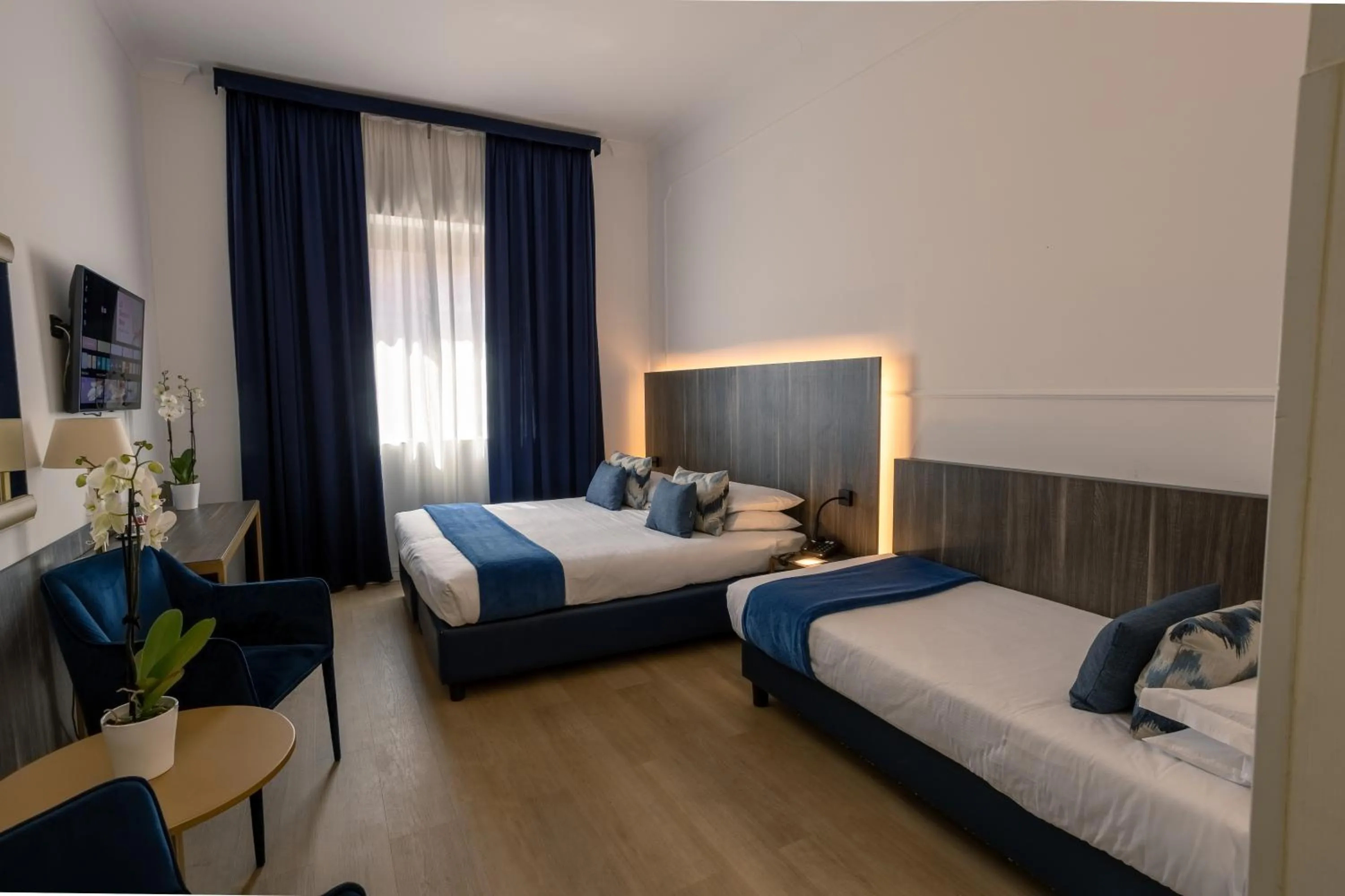 Bedroom, Bed in Grand Hotel Tiberio