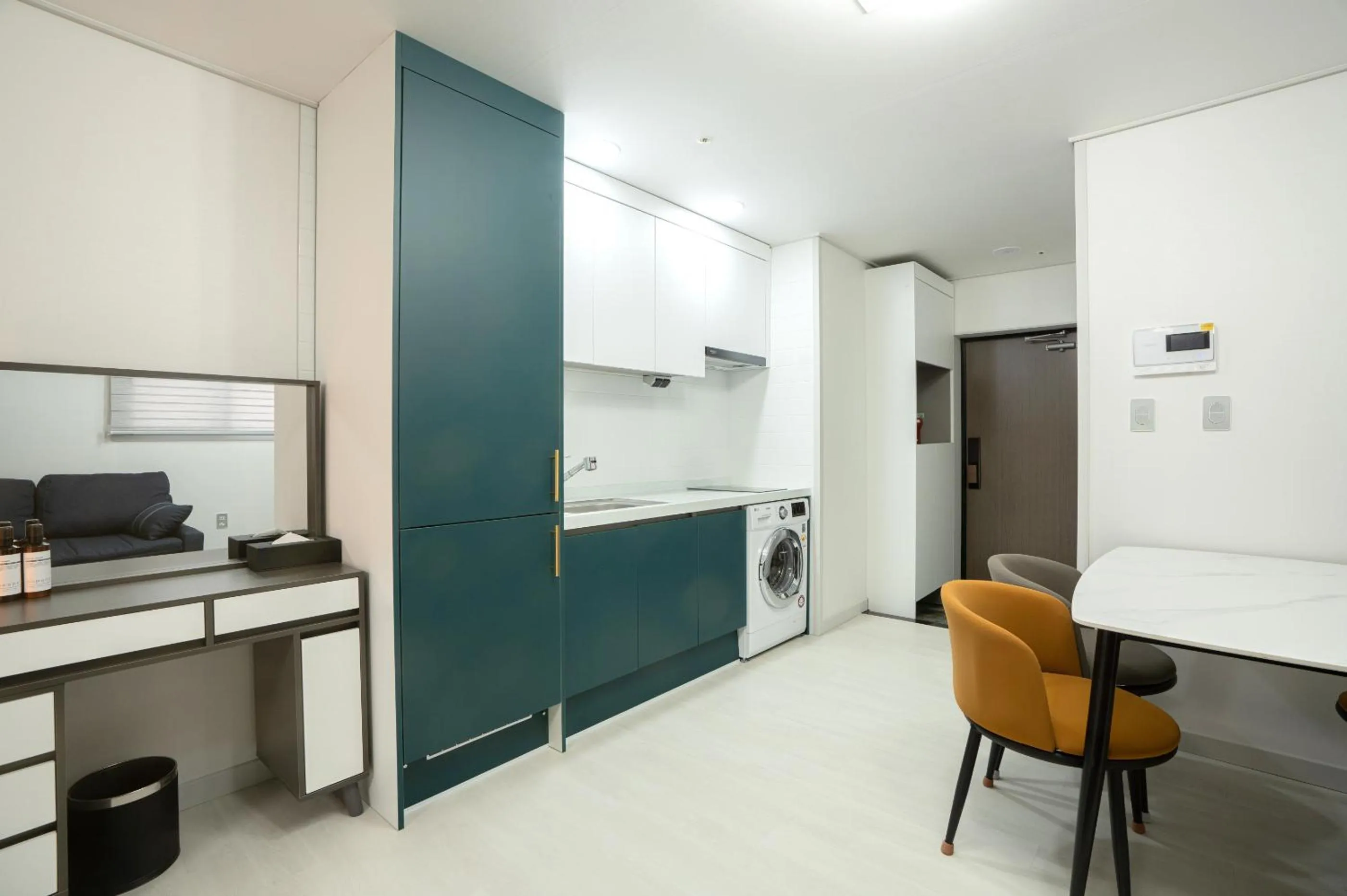 Jeju Seomun Residence Hotel