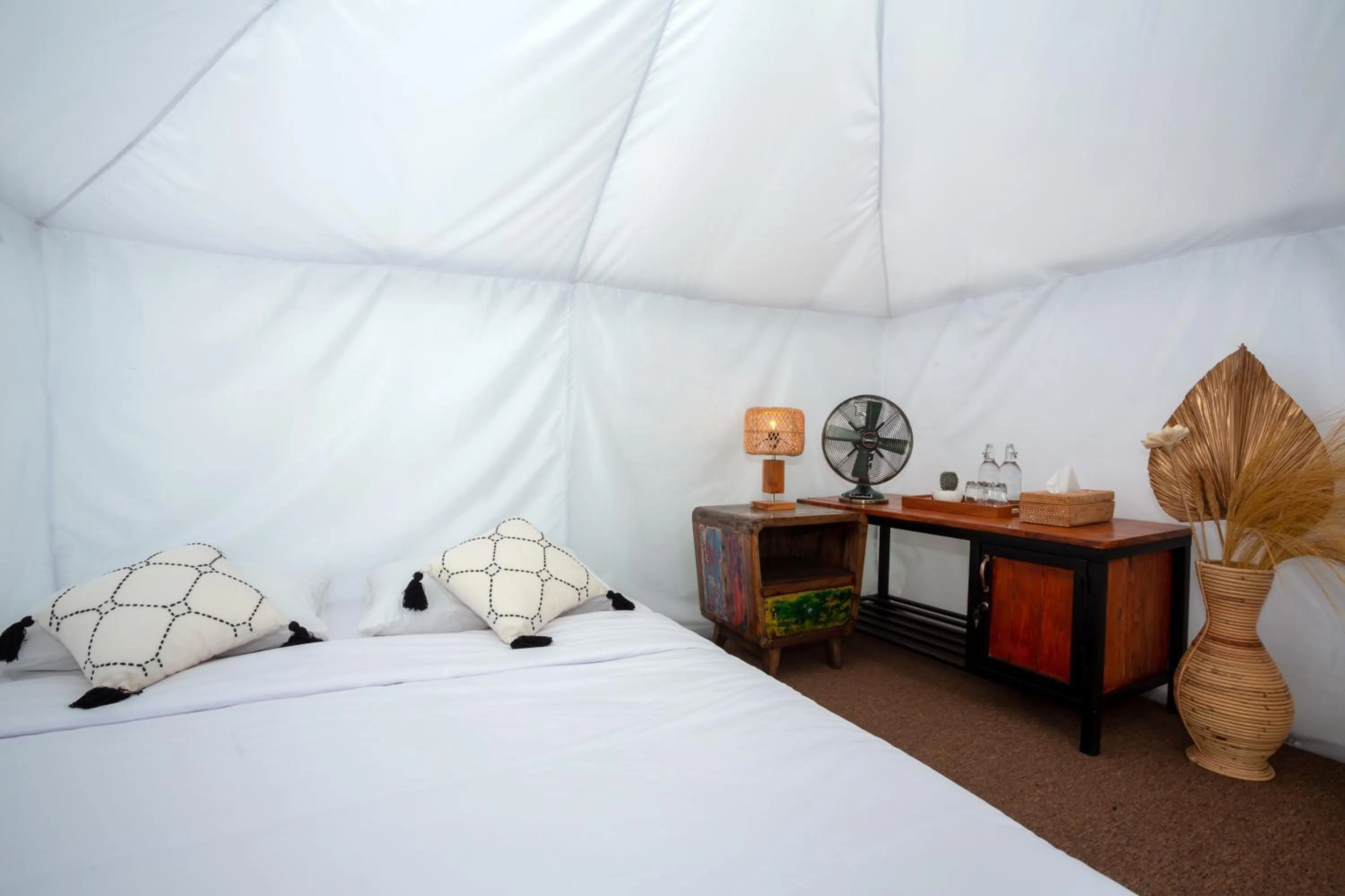Bed in The Dewi Kintamani Luxury Glamping and Natural Hotspring
