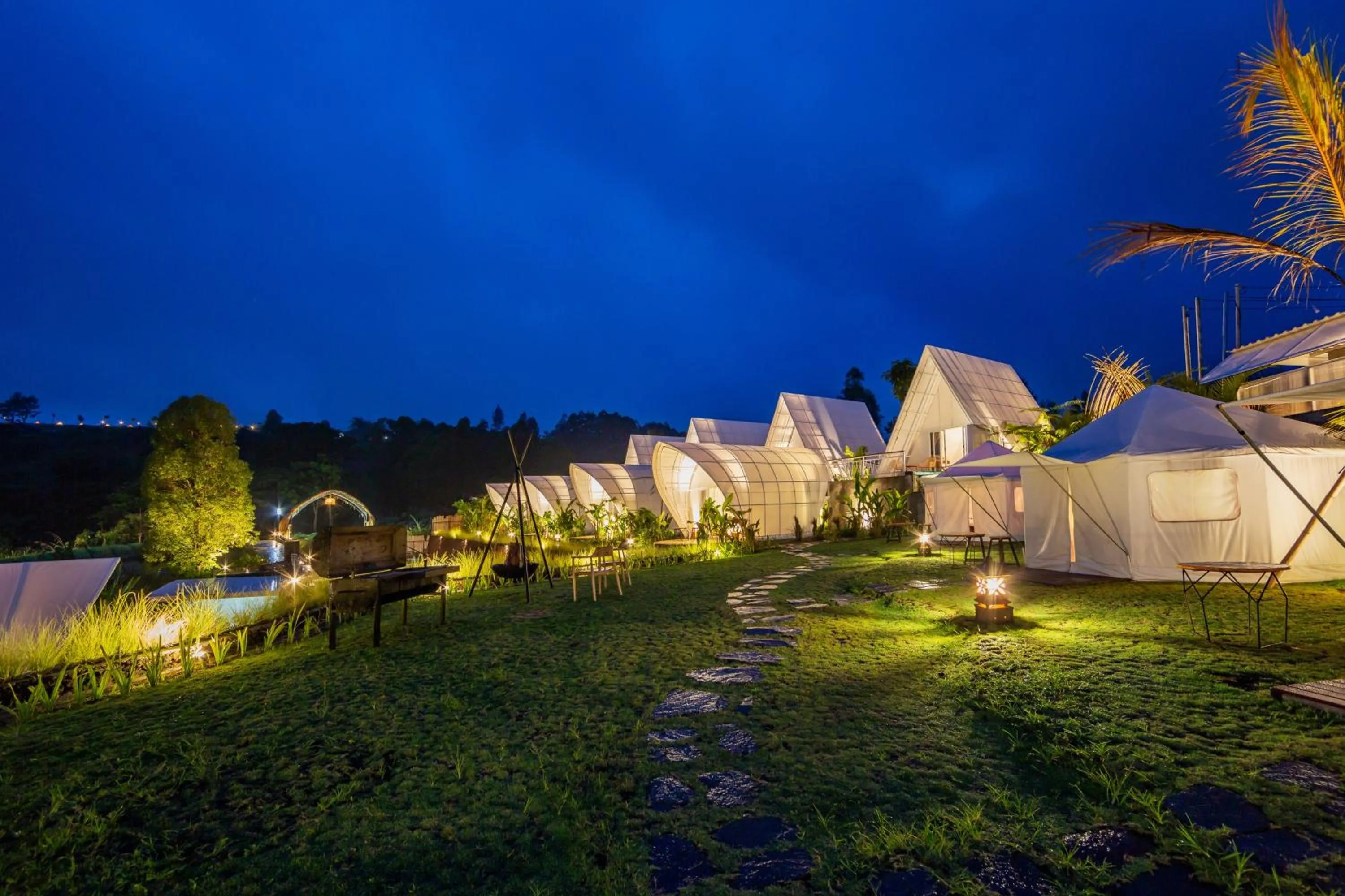 Garden in The Dewi Kintamani Luxury Glamping and Natural Hotspring